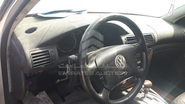 Photo 8 VIN: WVWAE63B85E081040 - VOLKSWAGEN PASSAT 