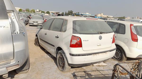 Photo 3 VIN: WVWAF09N15Y061884 - VOLKSWAGEN POLO 