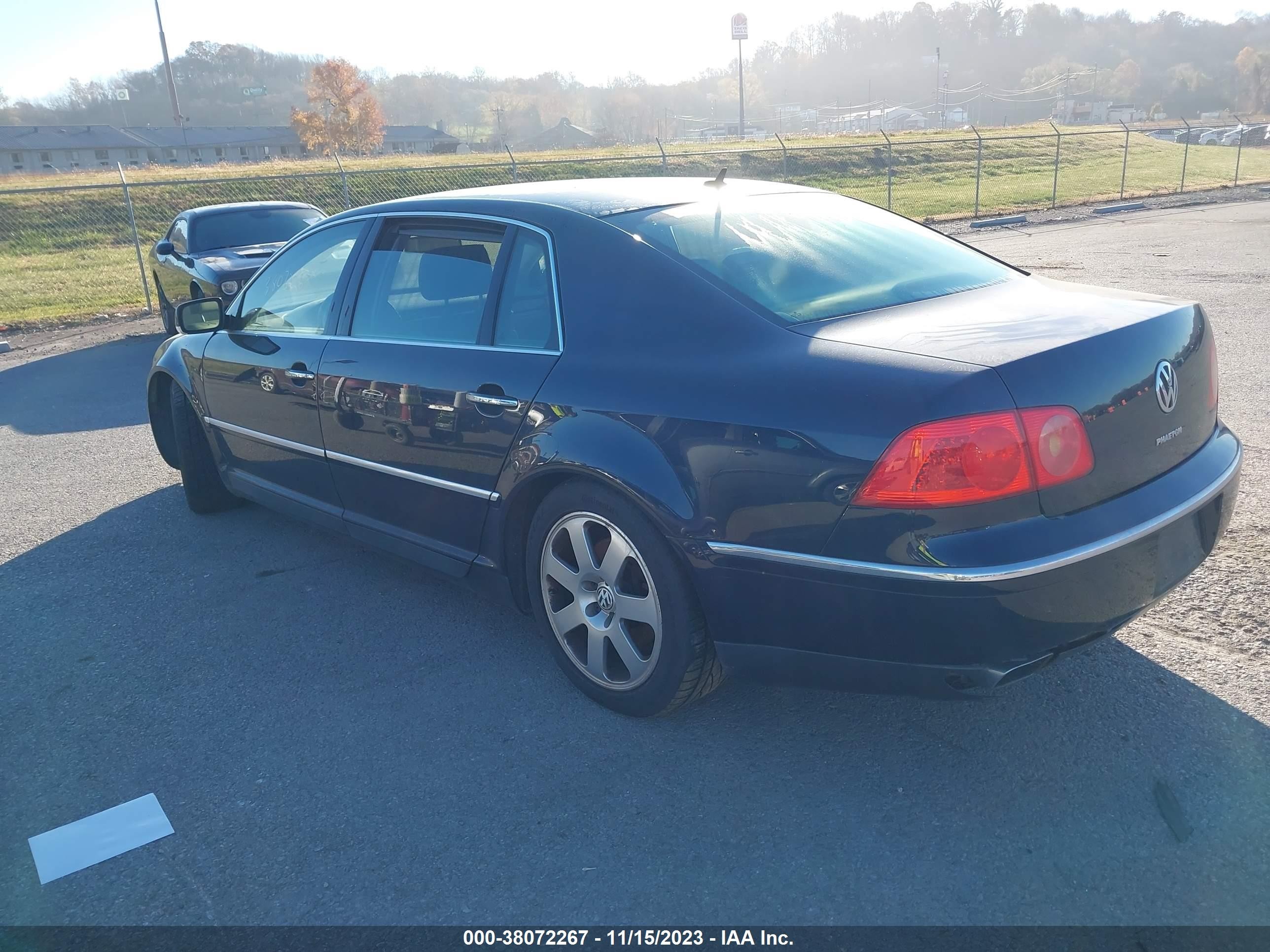 Photo 2 VIN: WVWAF63D048009194 - VOLKSWAGEN PHAETON 