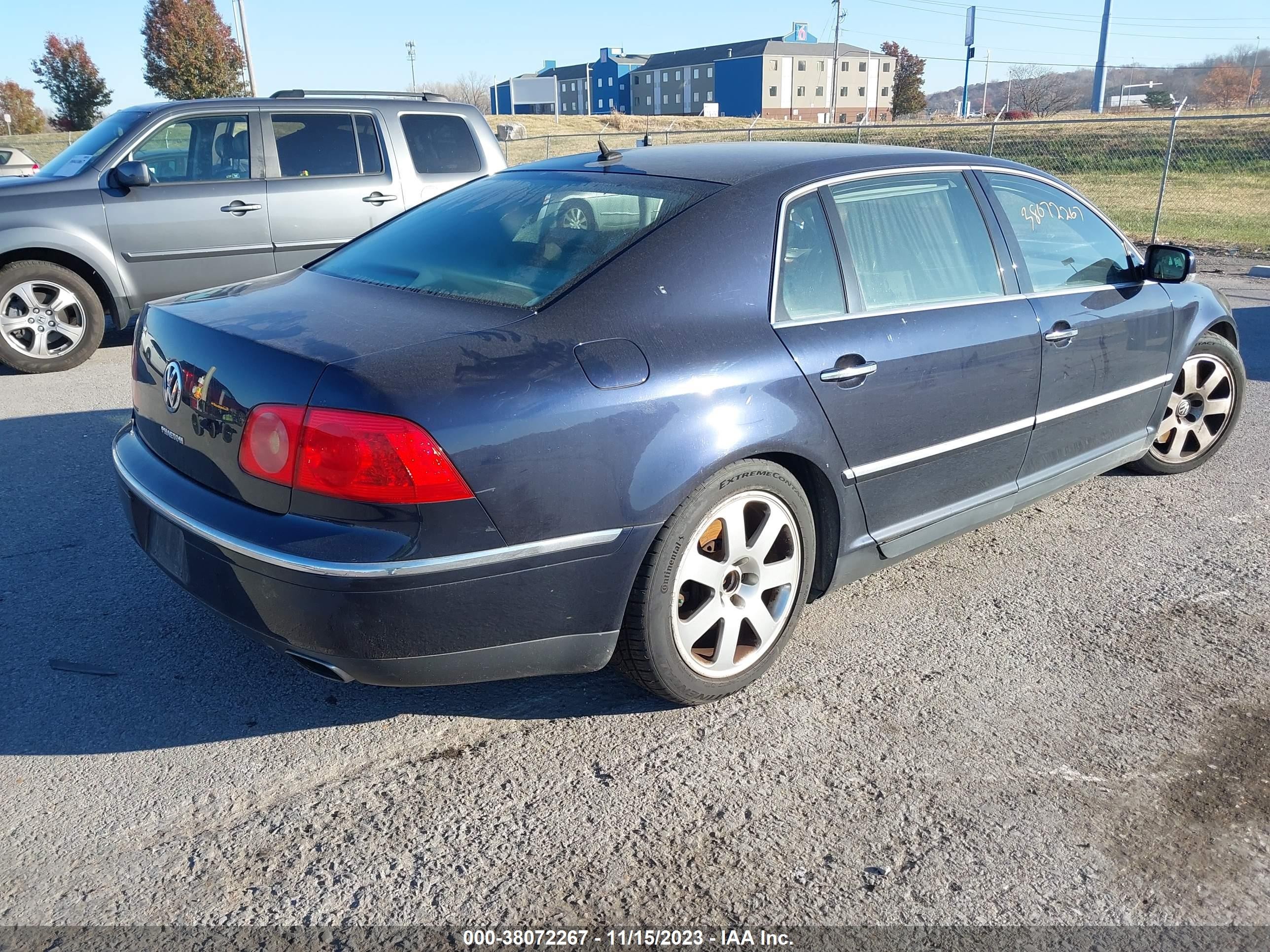 Photo 3 VIN: WVWAF63D048009194 - VOLKSWAGEN PHAETON 