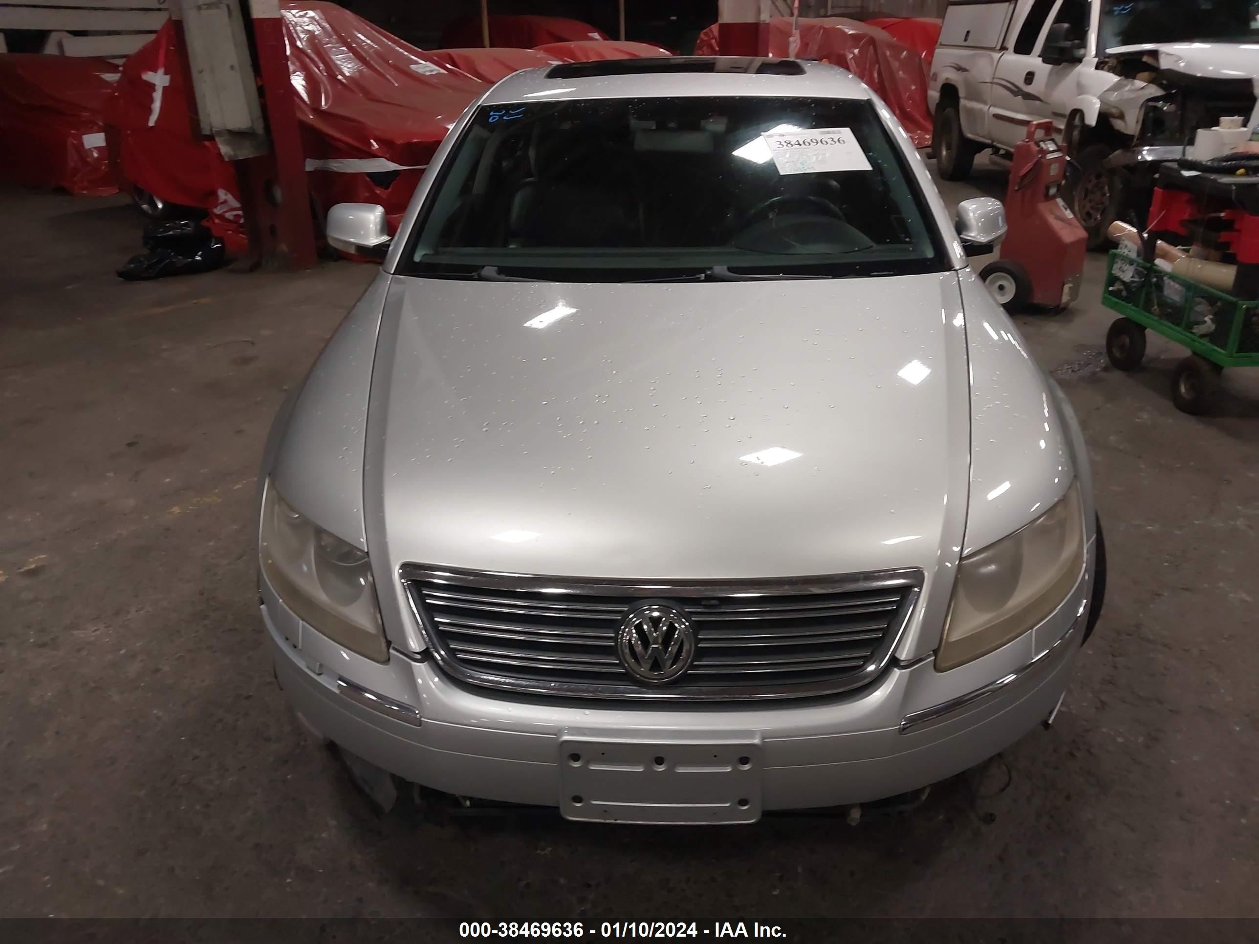 Photo 11 VIN: WVWAF63D848011162 - VOLKSWAGEN PHAETON 