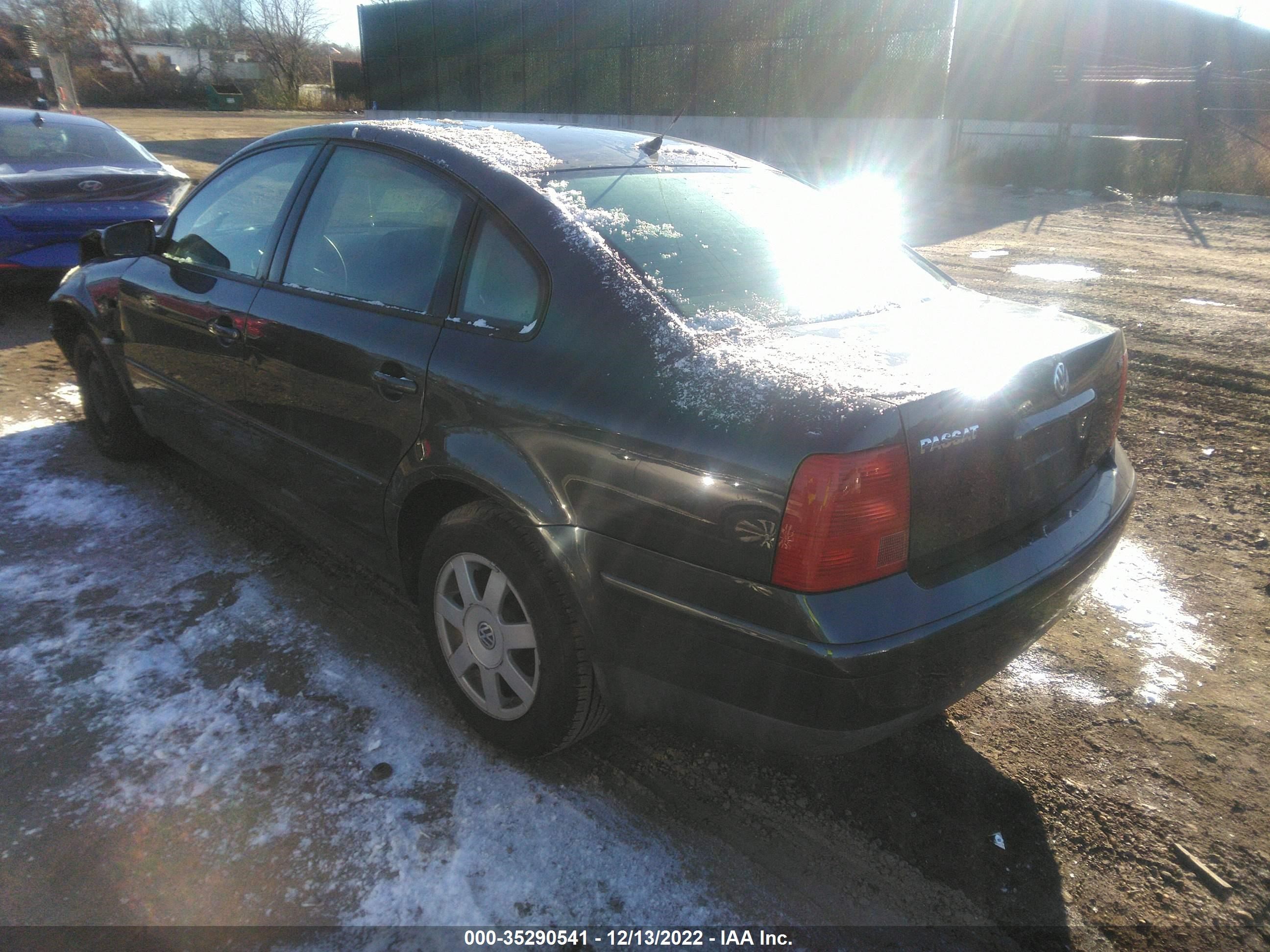 Photo 2 VIN: WVWAH63B91P010662 - VOLKSWAGEN PASSAT 