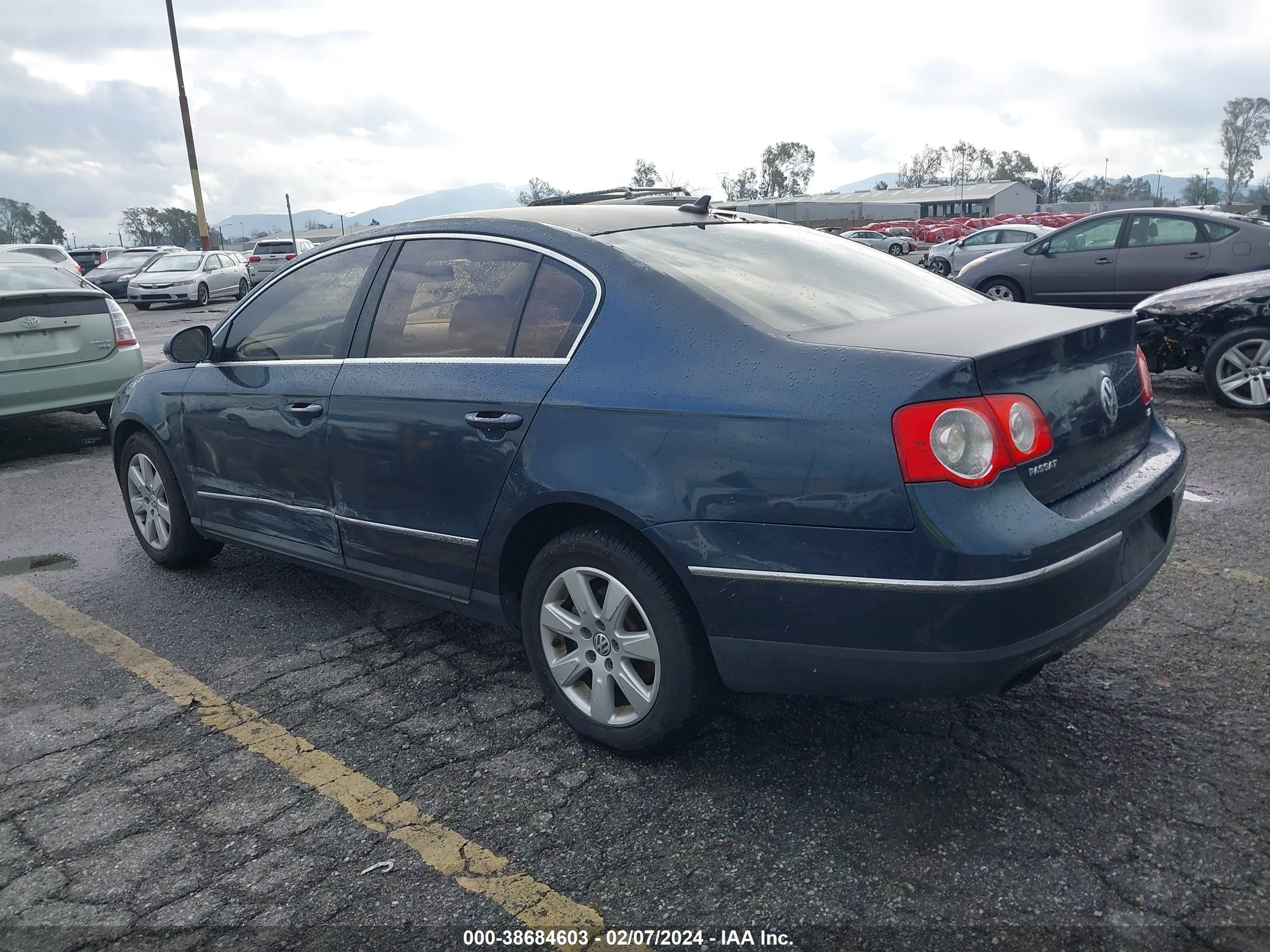 Photo 2 VIN: WVWAK73C17P080021 - VOLKSWAGEN PASSAT 