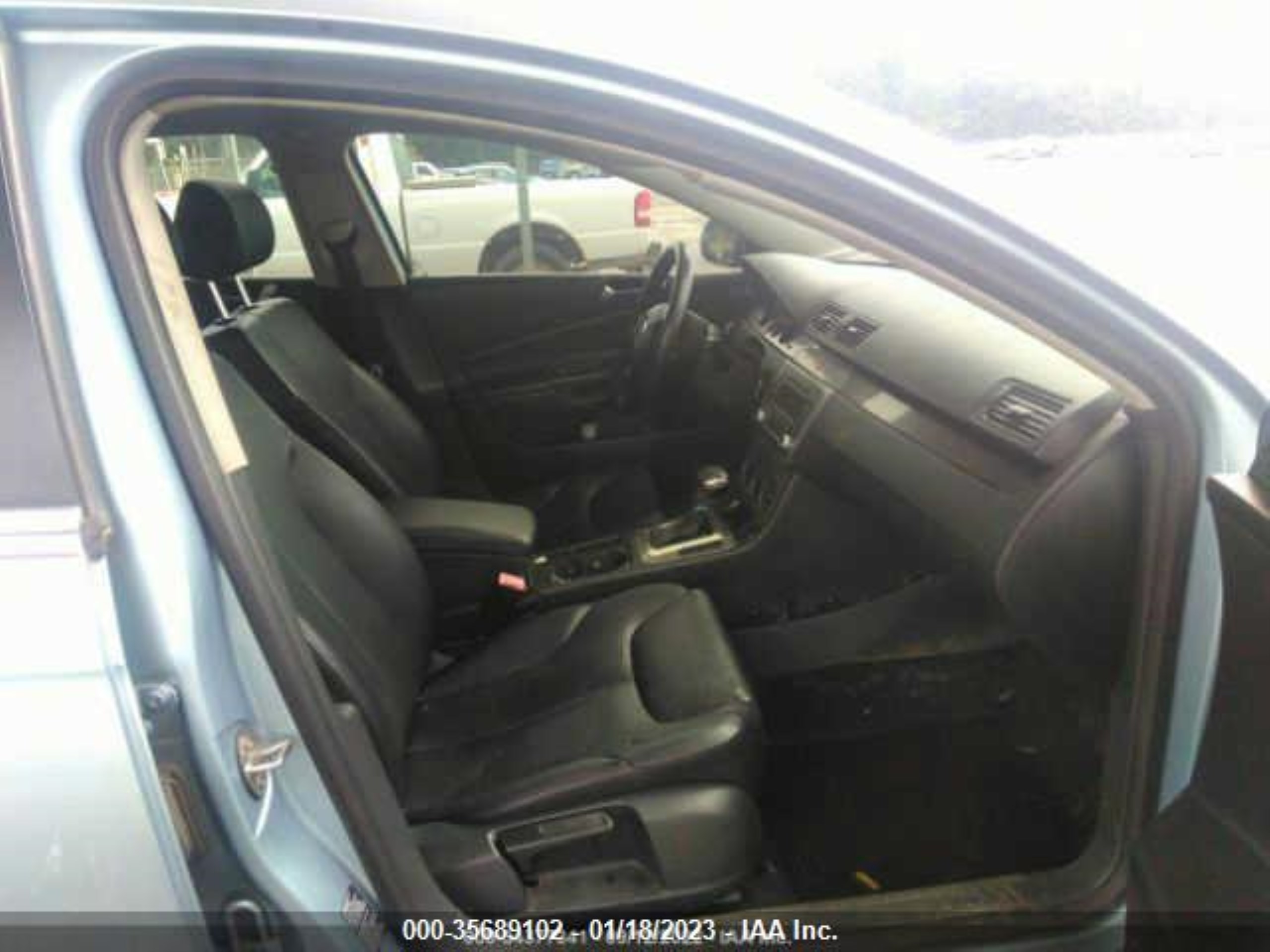 Photo 4 VIN: WVWAK73C26P048175 - VOLKSWAGEN PASSAT 