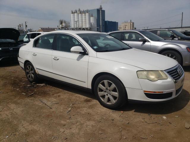 Photo 3 VIN: WVWAK73C27P032799 - VOLKSWAGEN PASSAT 