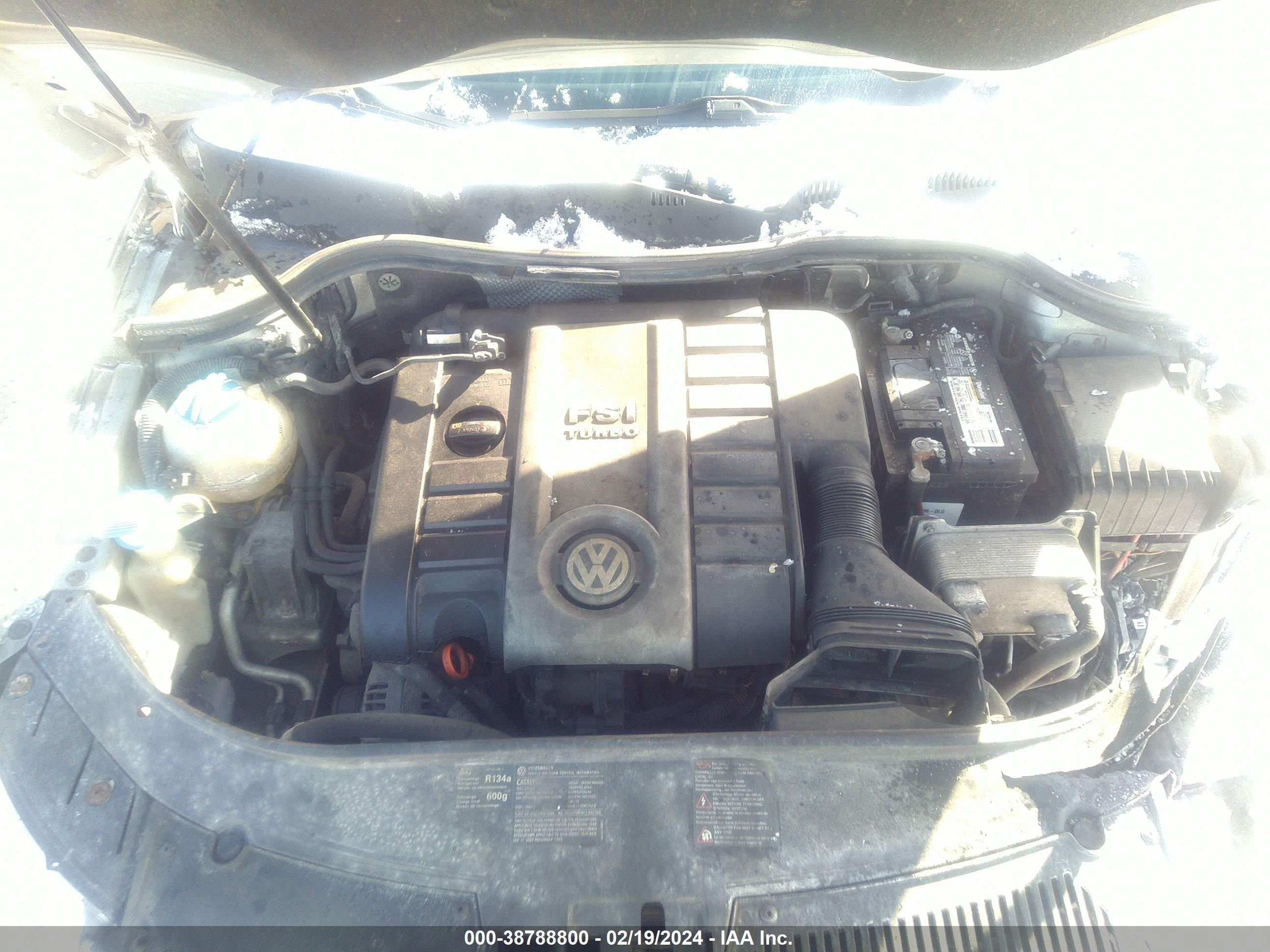 Photo 9 VIN: WVWAK73C78E137528 - VOLKSWAGEN PASSAT 