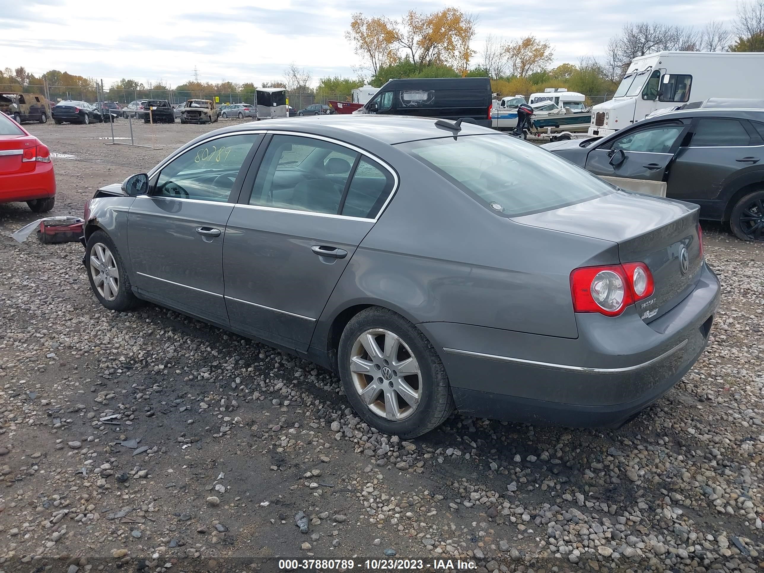 Photo 2 VIN: WVWAK93C16P202466 - VOLKSWAGEN PASSAT 