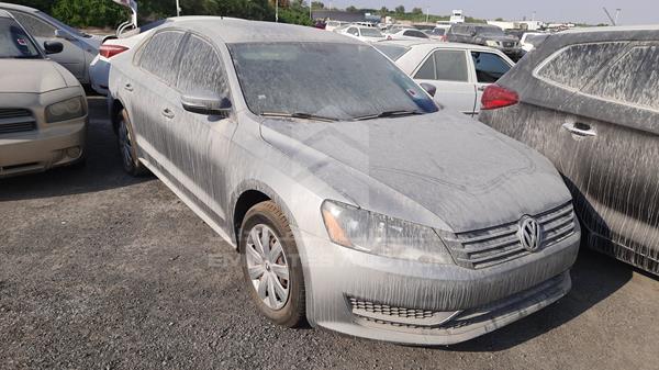 Photo 8 VIN: WVWAR7A31CC097157 - VOLKSWAGEN PASSAT 