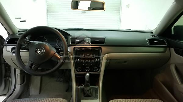 Photo 14 VIN: WVWAR7A37EC014057 - VOLKSWAGEN PASSAT 