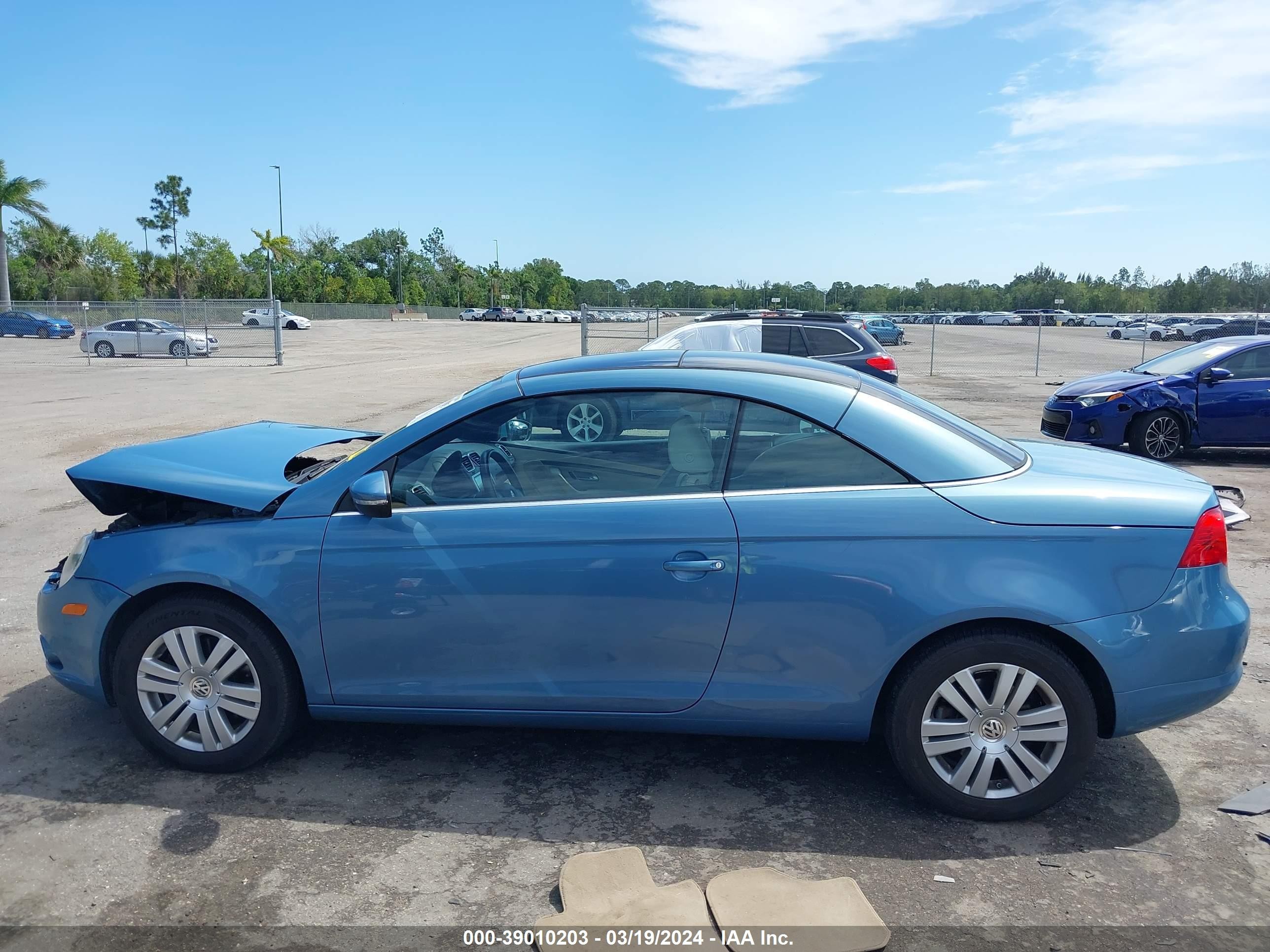 Photo 13 VIN: WVWBA71F09V016619 - VOLKSWAGEN EOS 