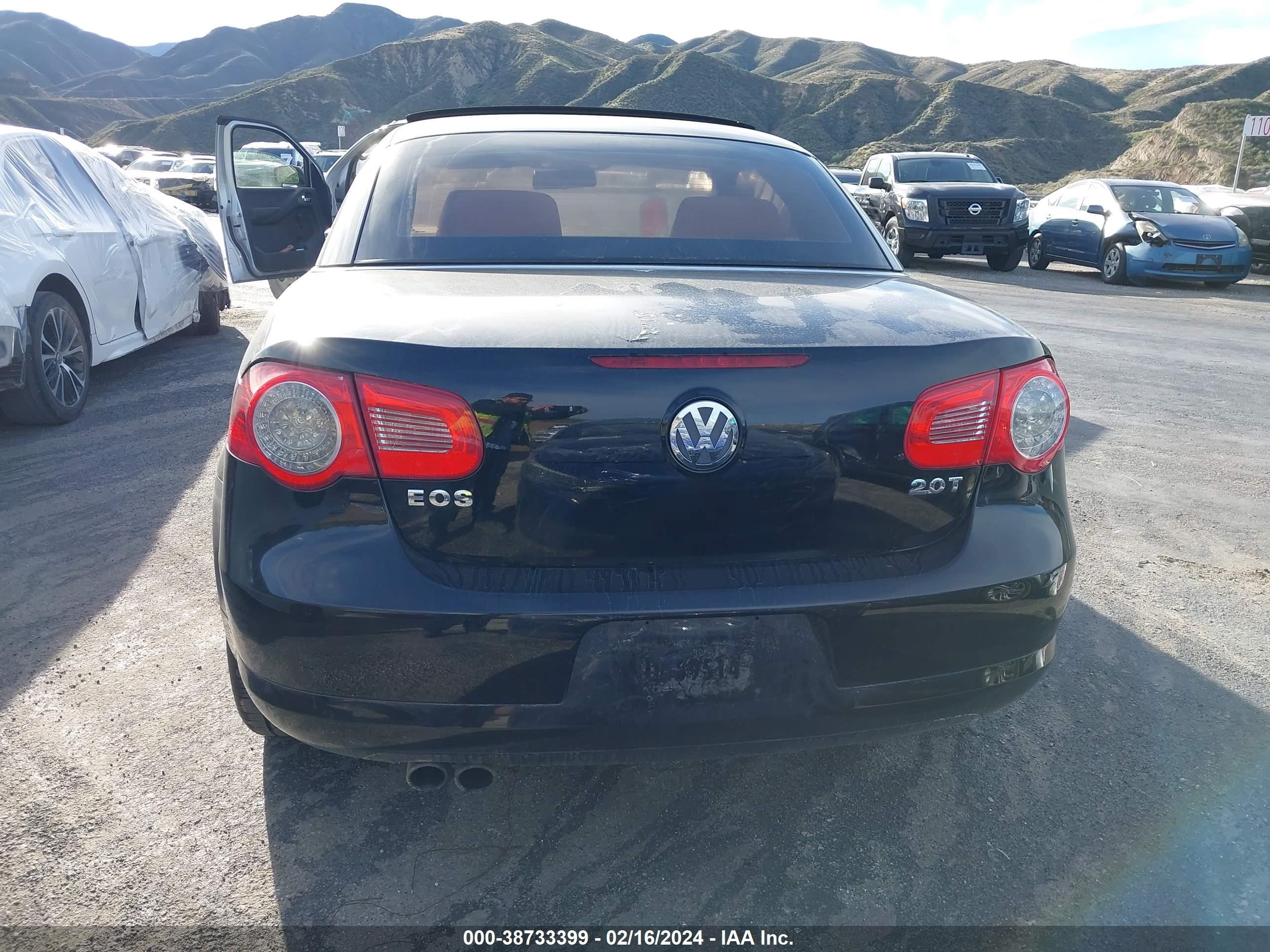 Photo 14 VIN: WVWBA71F29V021742 - VOLKSWAGEN EOS 