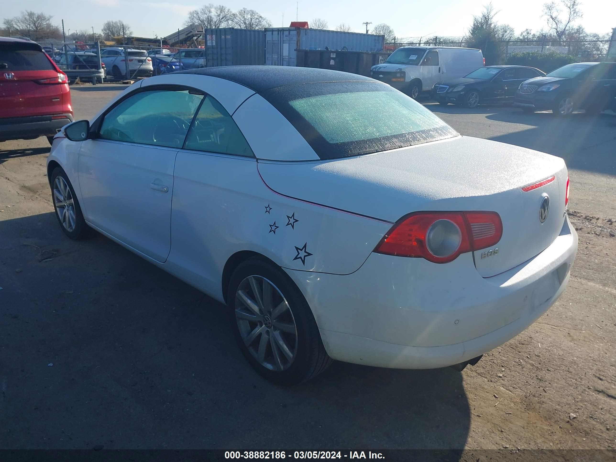 Photo 13 VIN: WVWBA71F39V003492 - VOLKSWAGEN EOS 