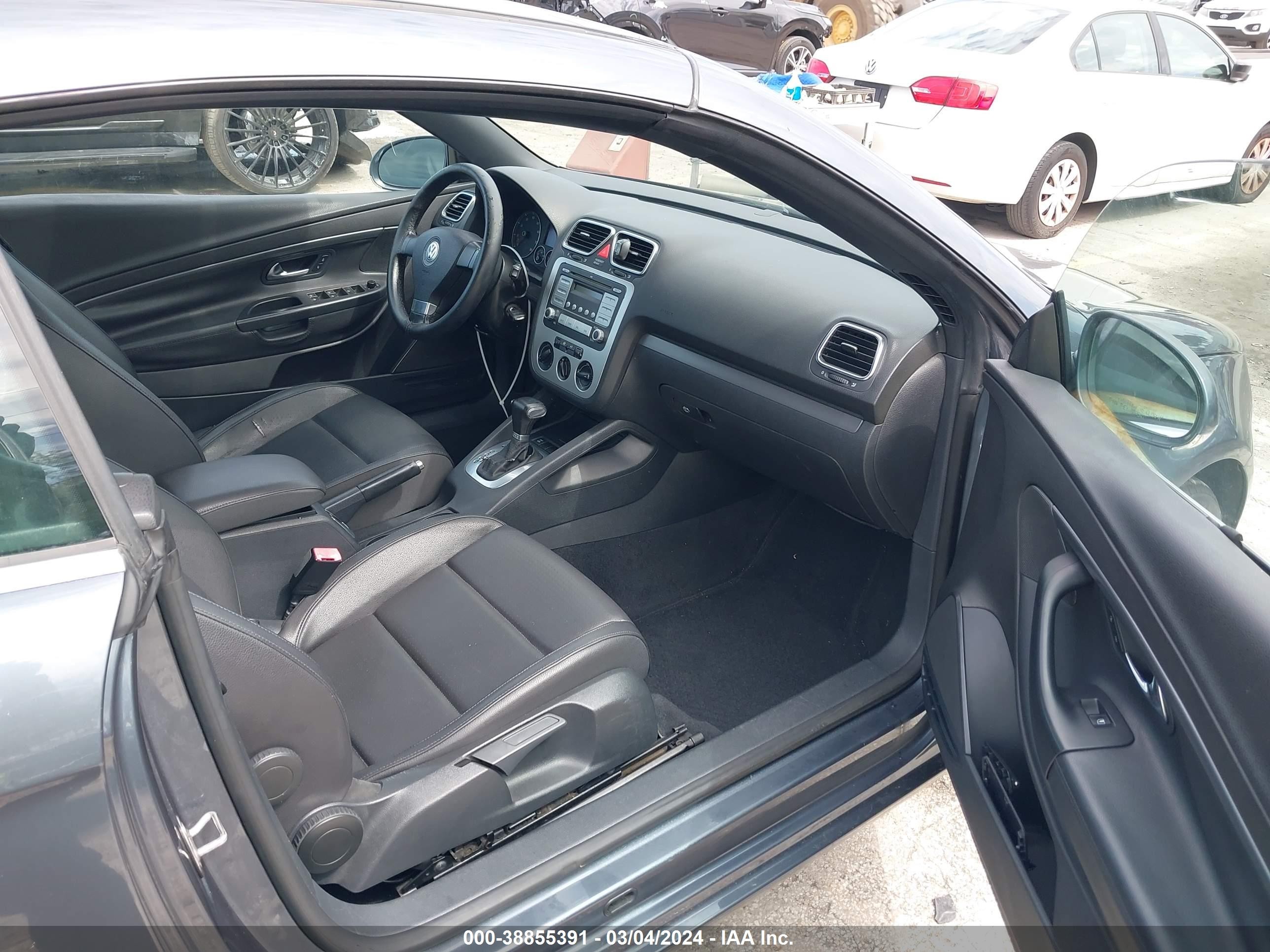 Photo 4 VIN: WVWBA71F68V048604 - VOLKSWAGEN EOS 