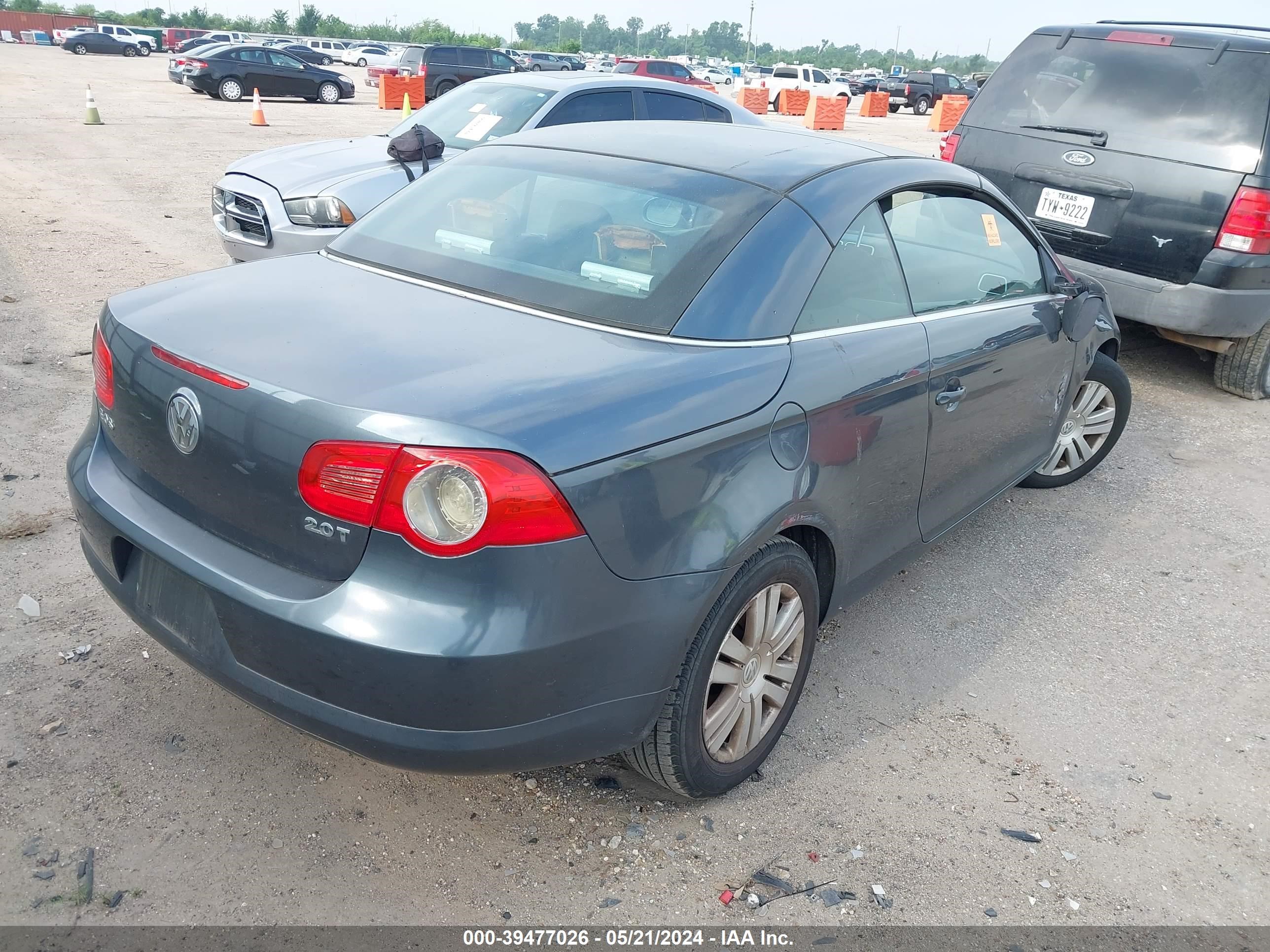 Photo 3 VIN: WVWBA71F78V029172 - VOLKSWAGEN EOS 