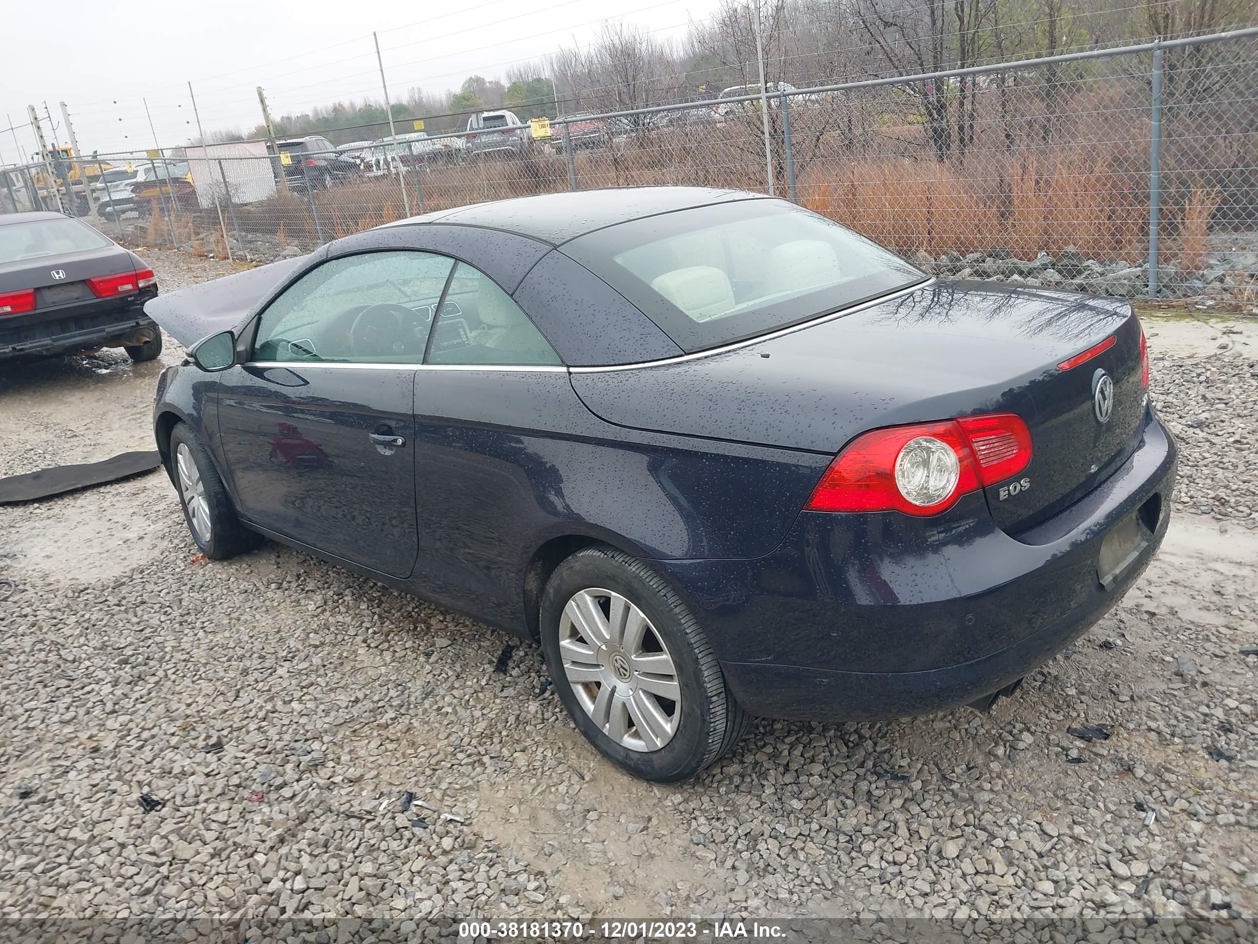 Photo 2 VIN: WVWBA71F79V022191 - VOLKSWAGEN EOS 