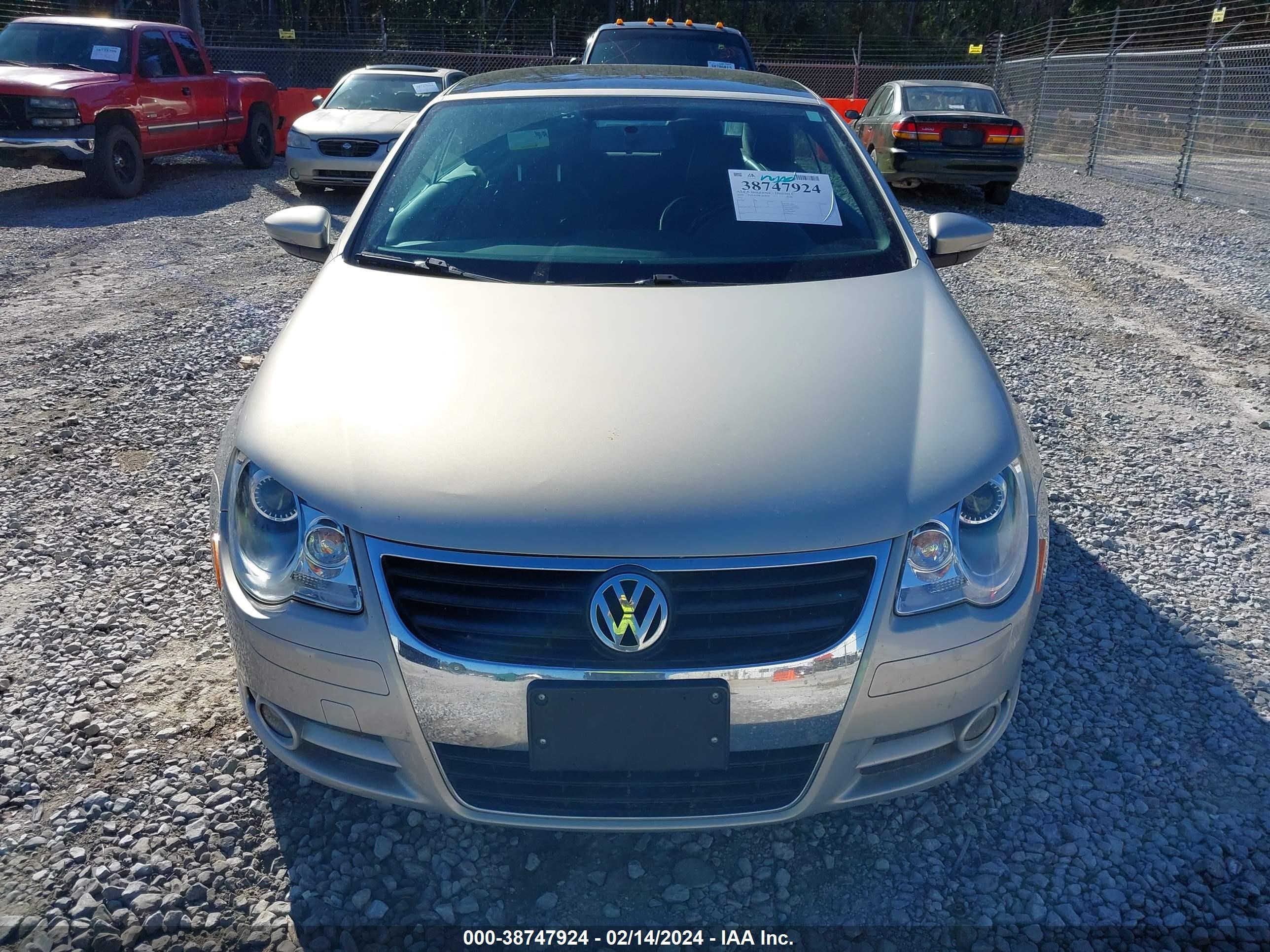 Photo 11 VIN: WVWBA71F89V015153 - VOLKSWAGEN EOS 