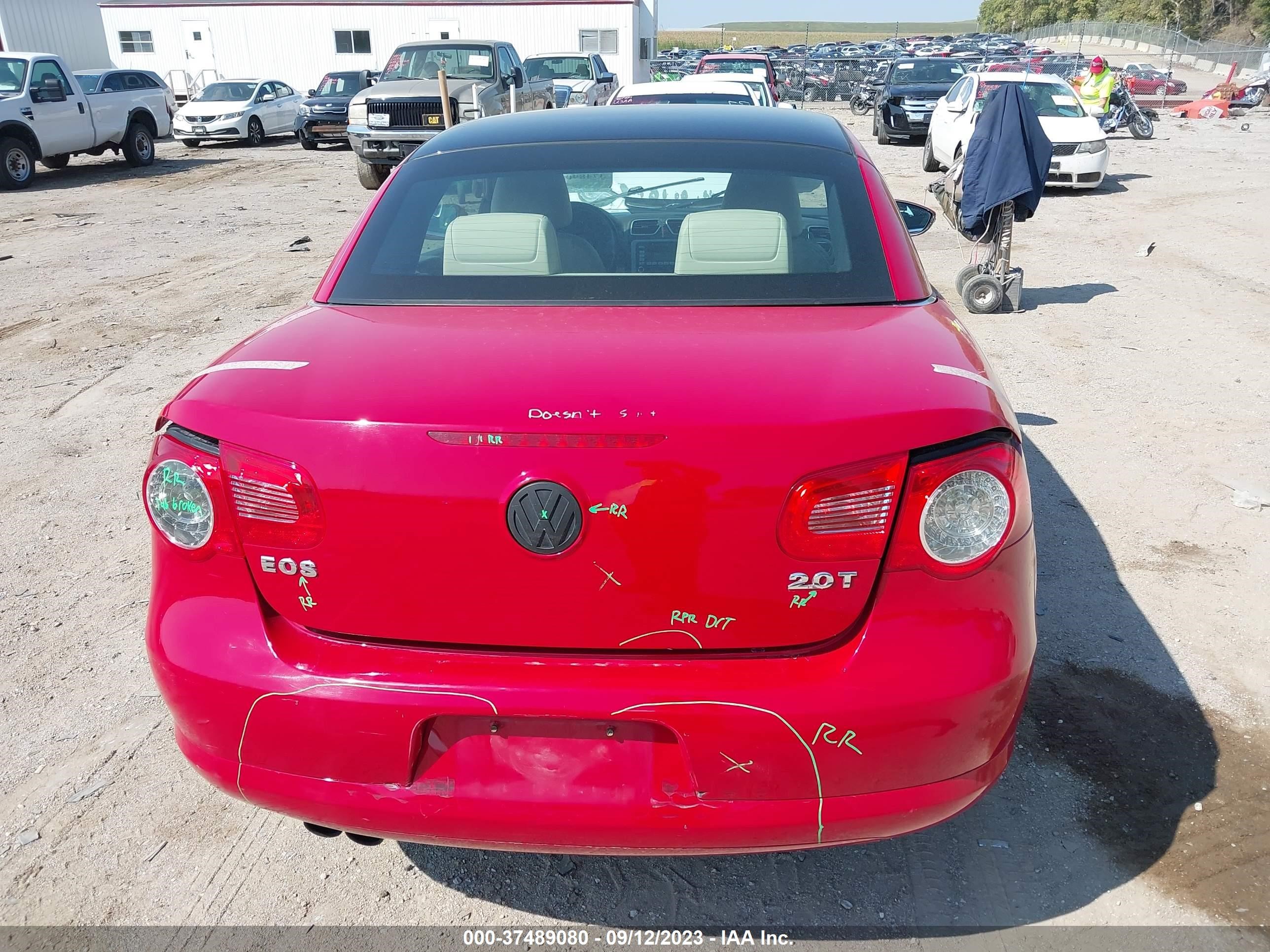 Photo 15 VIN: WVWBA71F99V015971 - VOLKSWAGEN EOS 