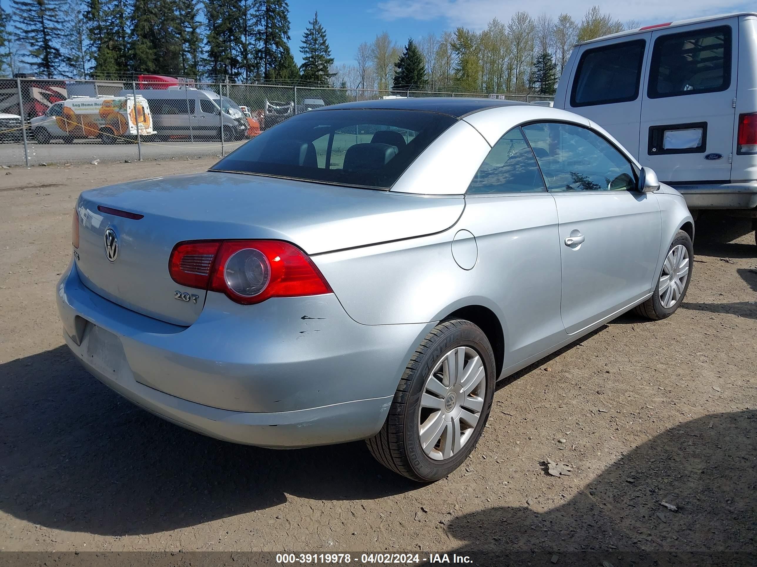 Photo 3 VIN: WVWBA71FX8V015606 - VOLKSWAGEN EOS 