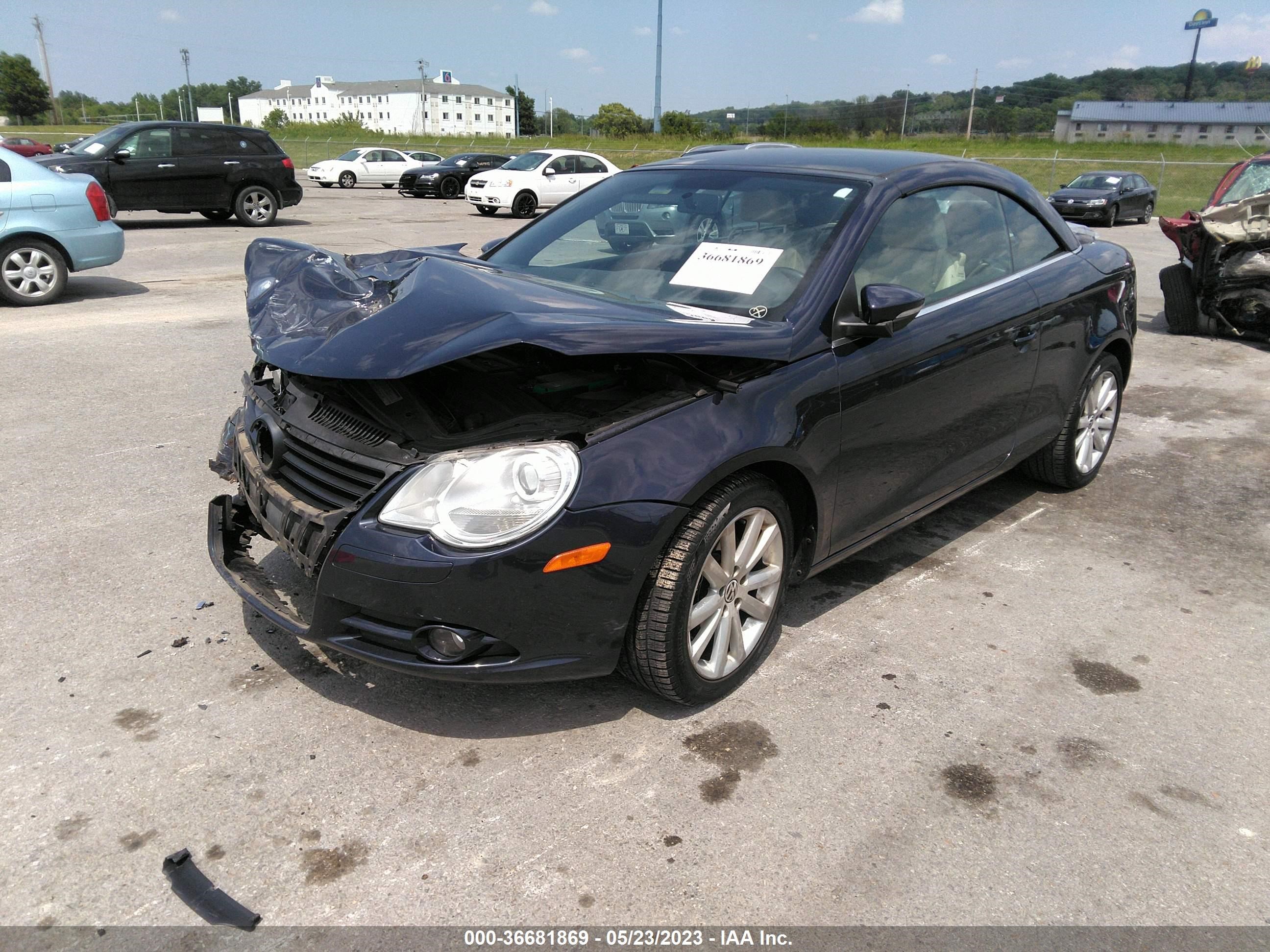 Photo 1 VIN: WVWBA7AH3AV013316 - VOLKSWAGEN EOS 