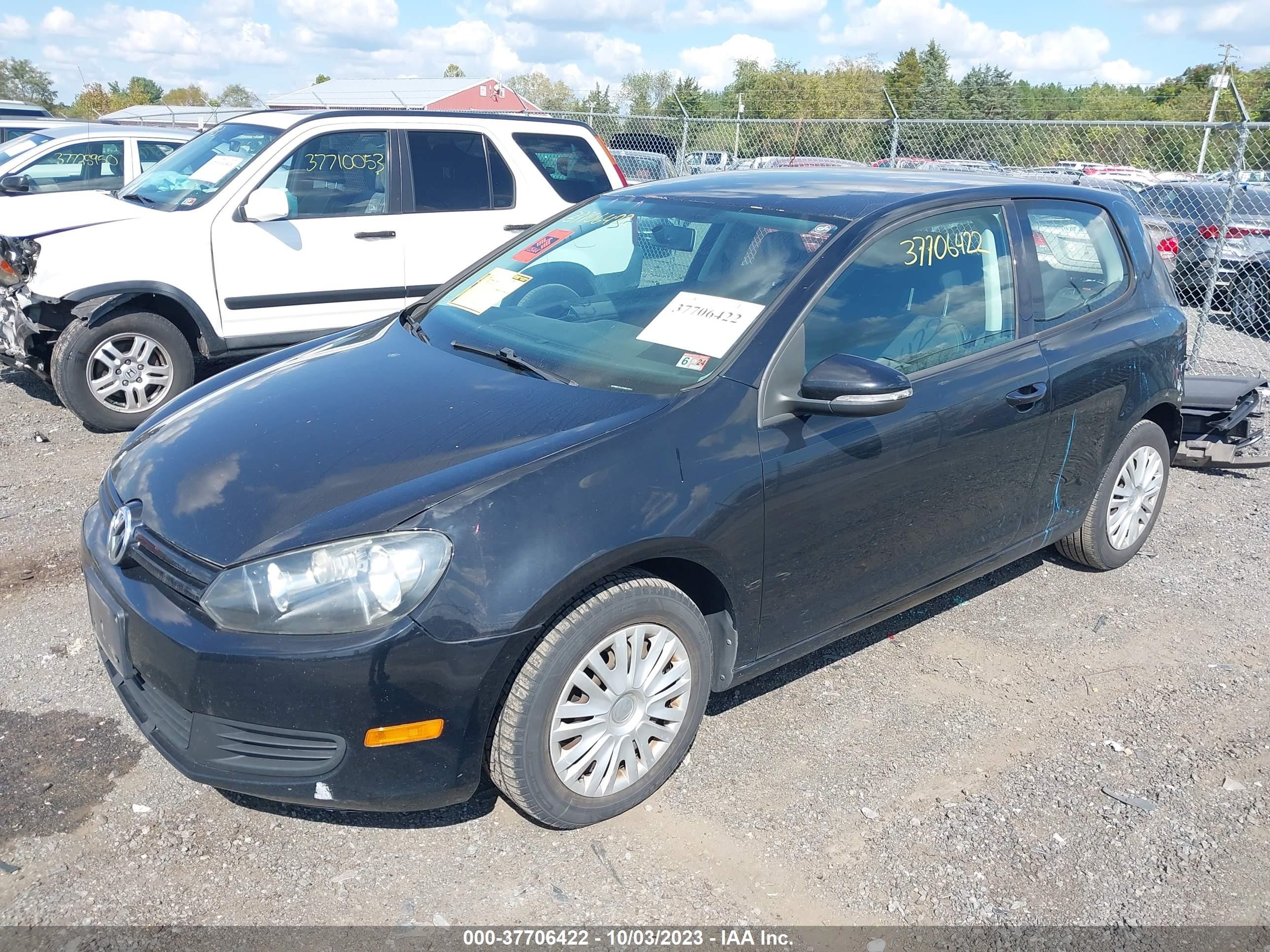 Photo 1 VIN: WVWBA7AJ7AW272579 - VOLKSWAGEN GOLF 