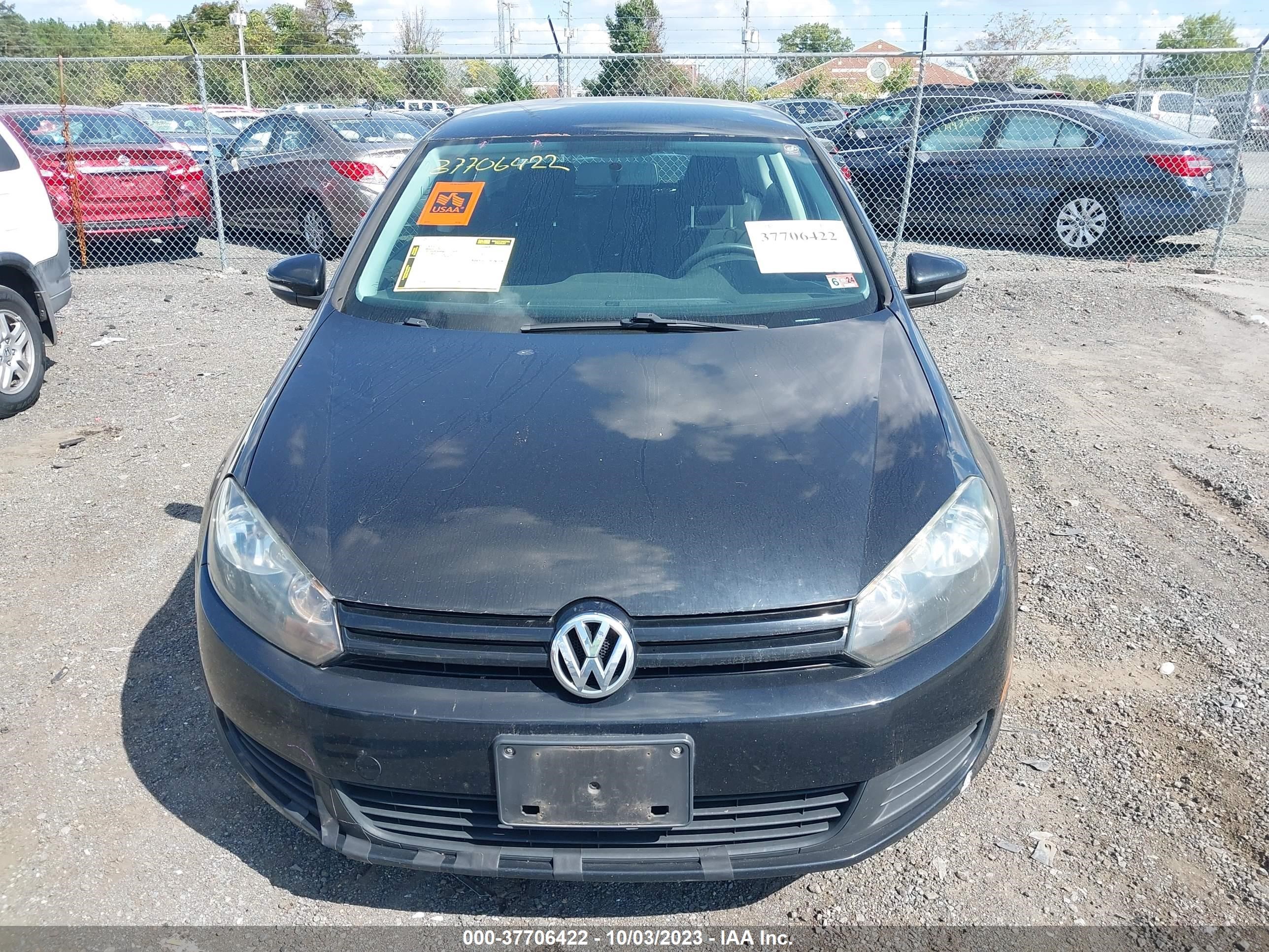 Photo 11 VIN: WVWBA7AJ7AW272579 - VOLKSWAGEN GOLF 