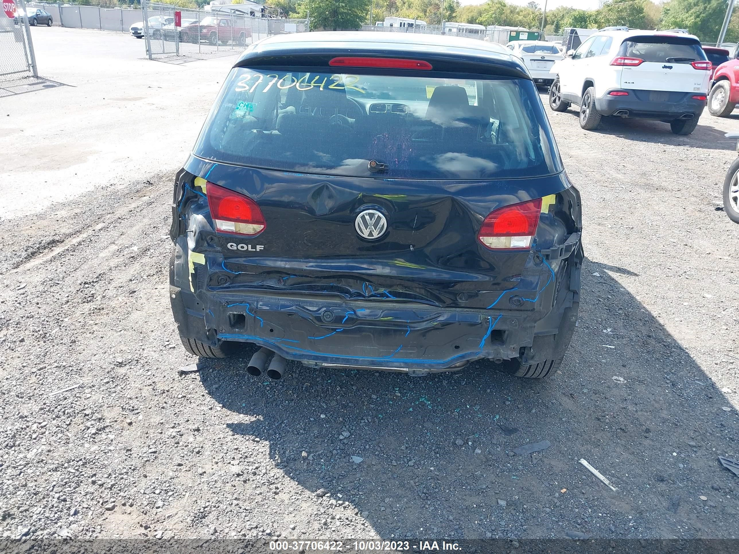 Photo 5 VIN: WVWBA7AJ7AW272579 - VOLKSWAGEN GOLF 