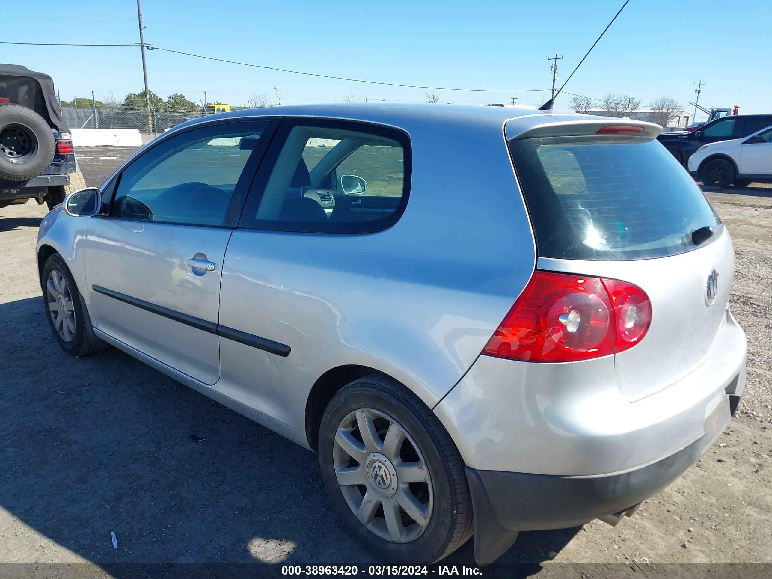 Photo 2 VIN: WVWBB71K09W029522 - VOLKSWAGEN GOLF 