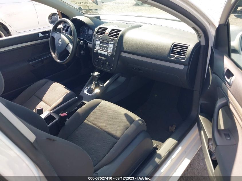 Photo 4 VIN: WVWBB71K29W049903 - VOLKSWAGEN GOLF 