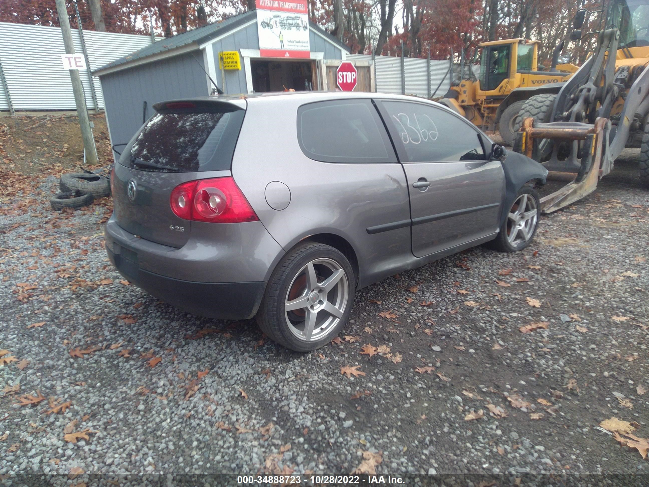 Photo 3 VIN: WVWBB71K78W002610 - VOLKSWAGEN GOLF 