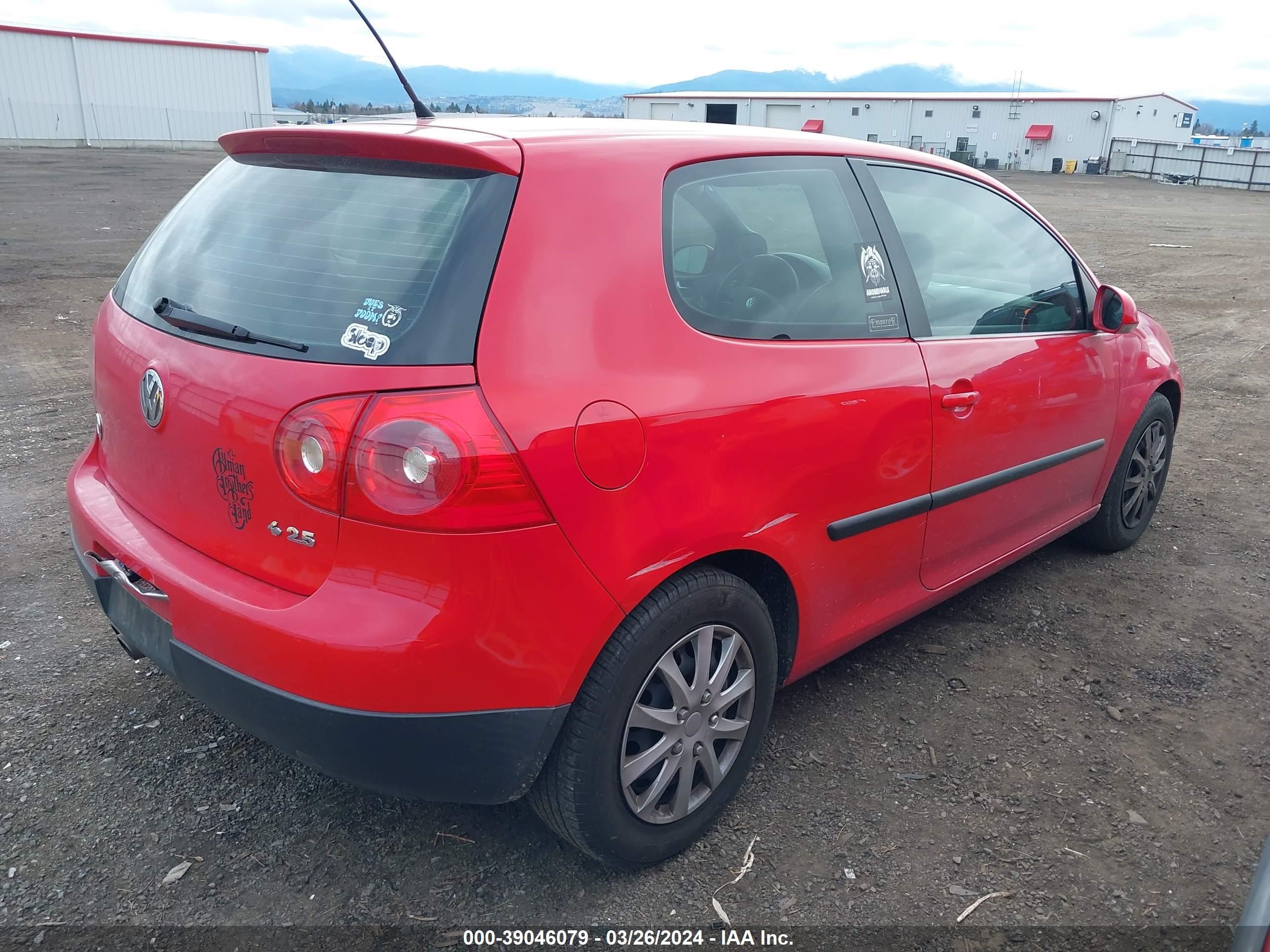 Photo 3 VIN: WVWBB71KX8W158771 - VOLKSWAGEN GOLF 