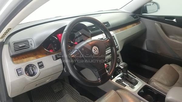 Photo 10 VIN: WVWBK23C28E171741 - VOLKSWAGEN PASSAT 