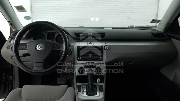 Photo 16 VIN: WVWBK23C49P003234 - VOLKSWAGEN PASSAT 