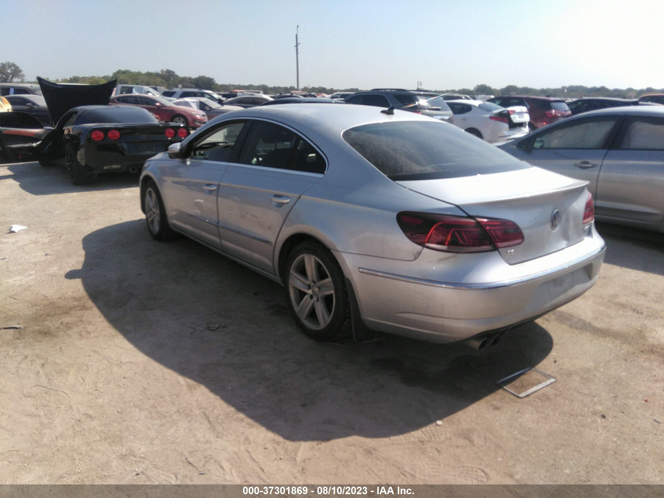 Photo 2 VIN: WVWBN7AN5EE523179 - VOLKSWAGEN PASSAT 