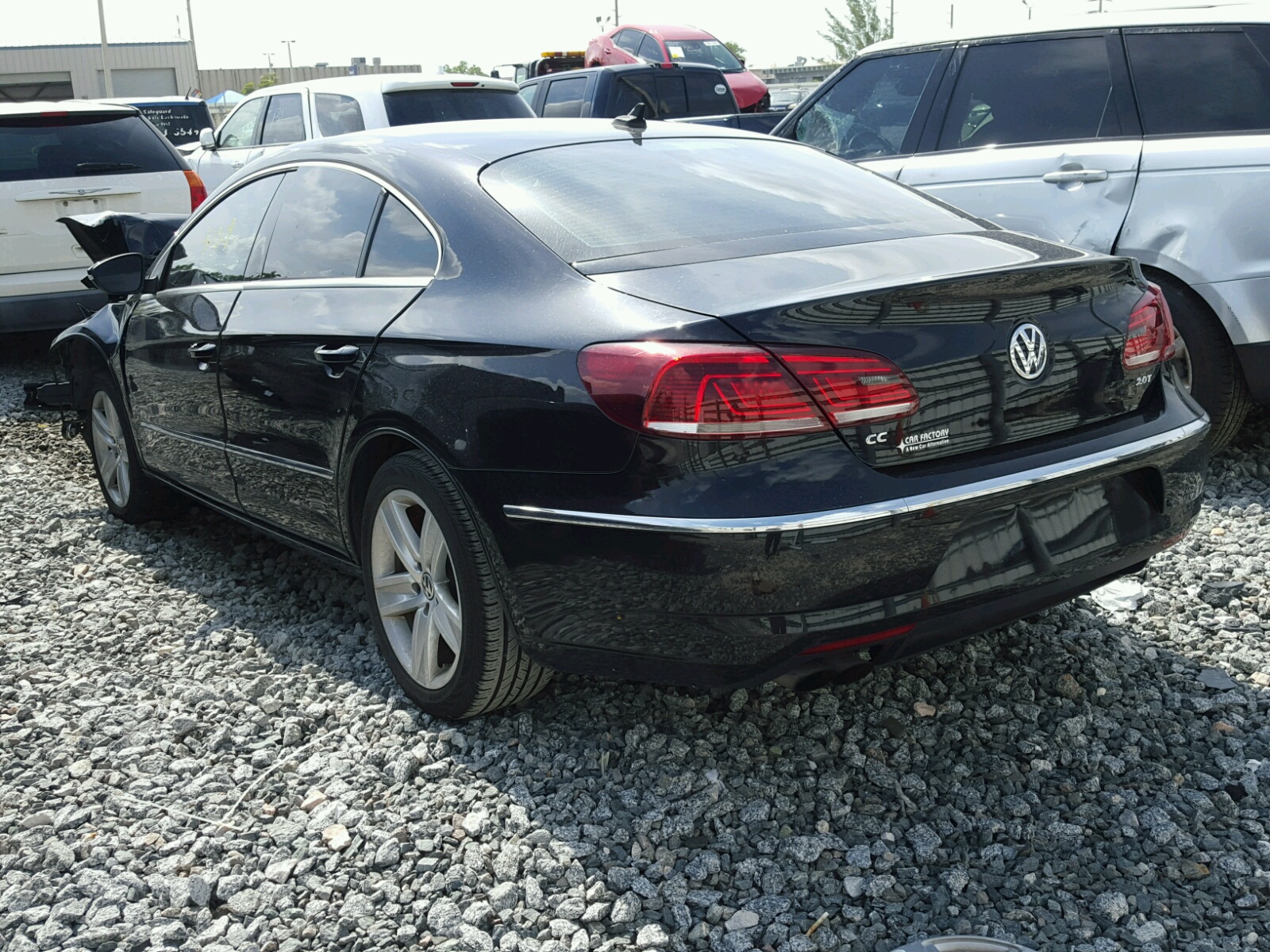 Photo 2 VIN: WVWBN7AN8FE820058 - VOLKSWAGEN CC 