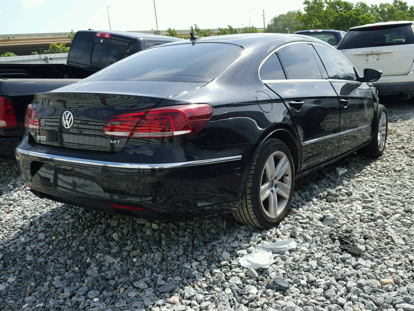 Photo 3 VIN: WVWBN7AN8FE820058 - VOLKSWAGEN CC 