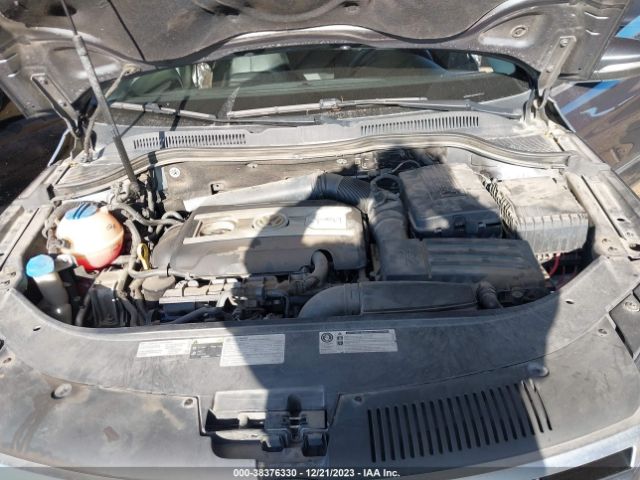 Photo 9 VIN: WVWBP7AN1EE532410 - VOLKSWAGEN CC 