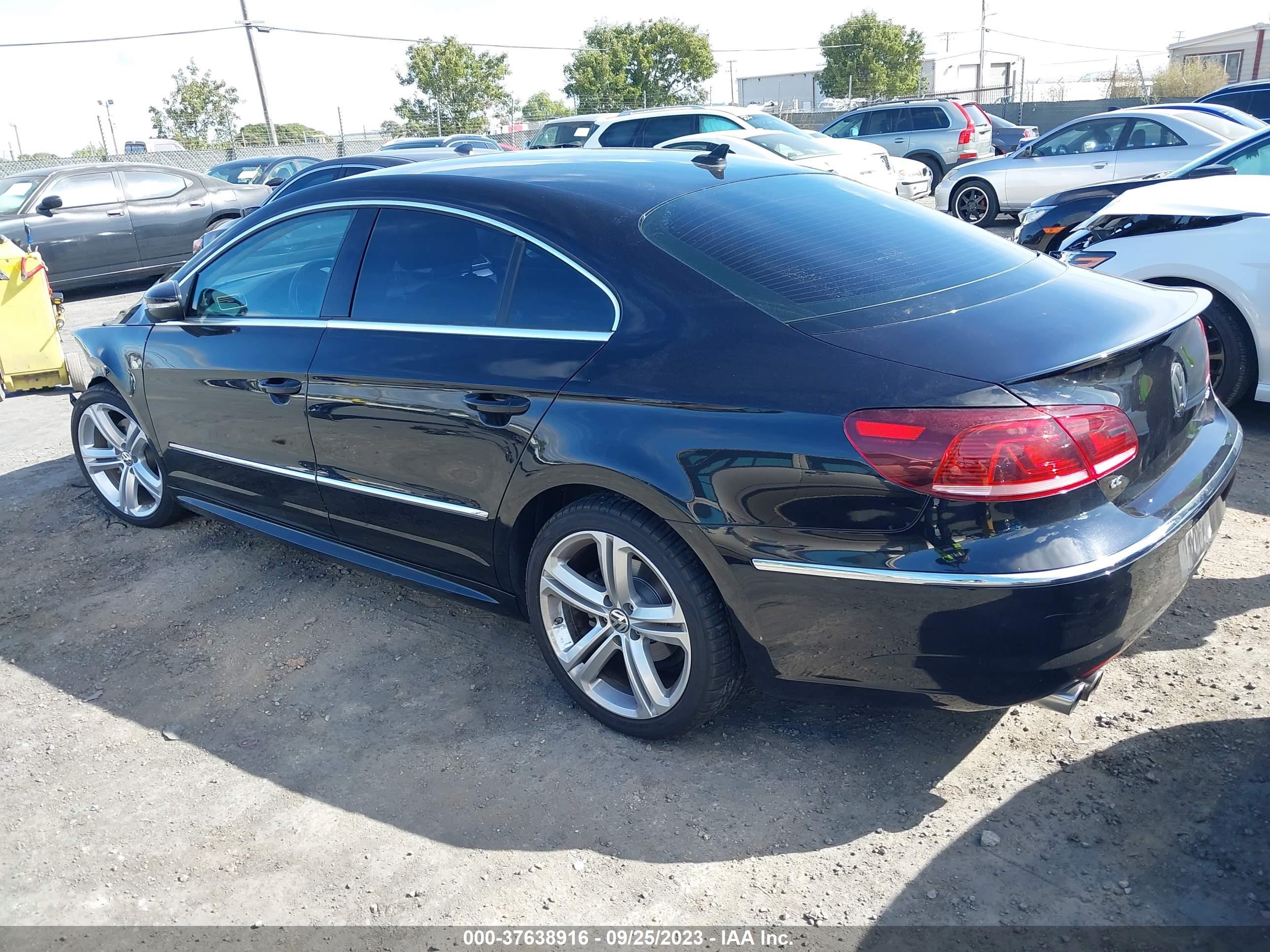 Photo 2 VIN: WVWBP7AN1FE827976 - VOLKSWAGEN PASSAT 