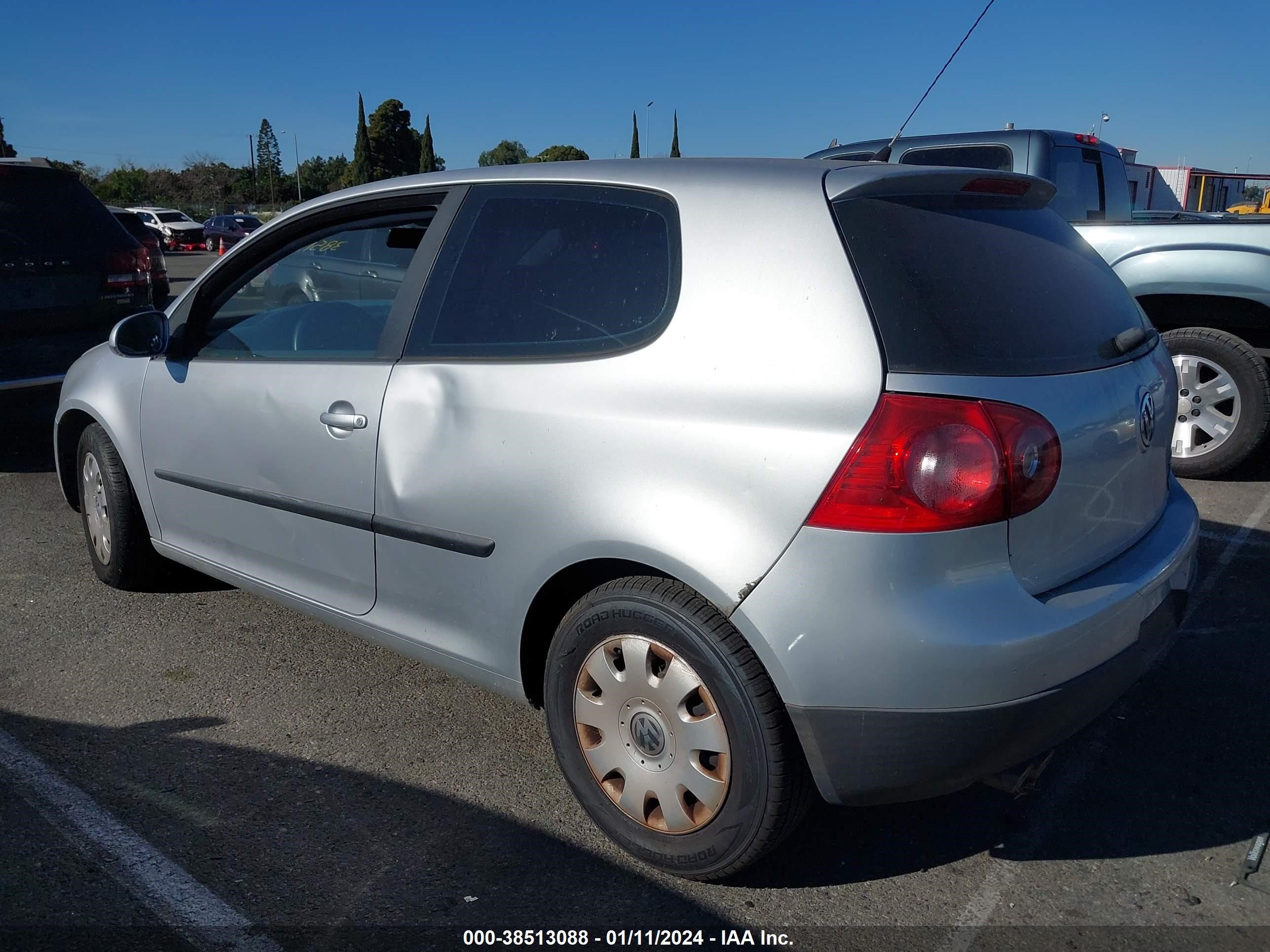 Photo 2 VIN: WVWBR71K07W098509 - VOLKSWAGEN GOLF 