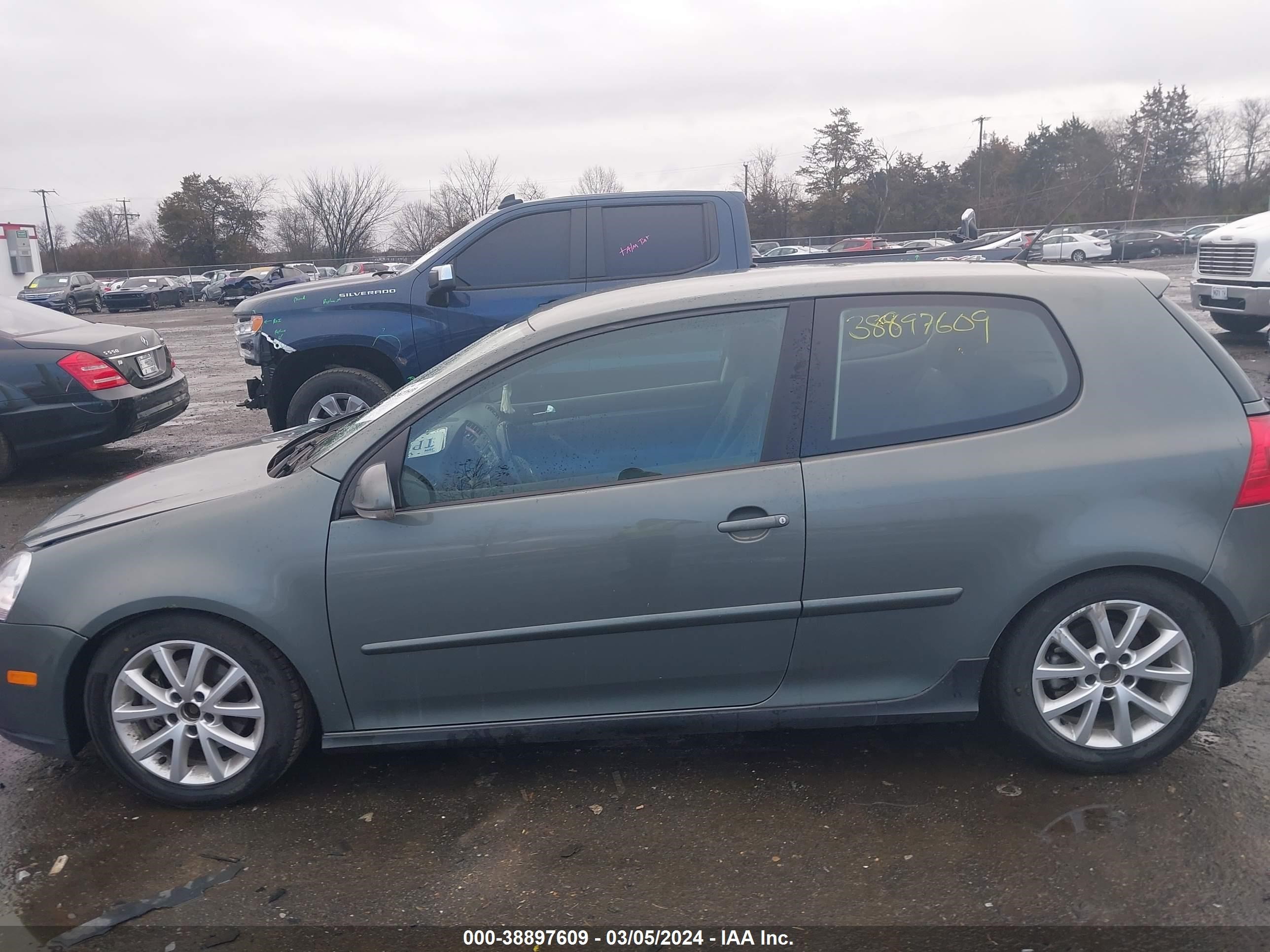 Photo 13 VIN: WVWBR71K47W110208 - VOLKSWAGEN GOLF 