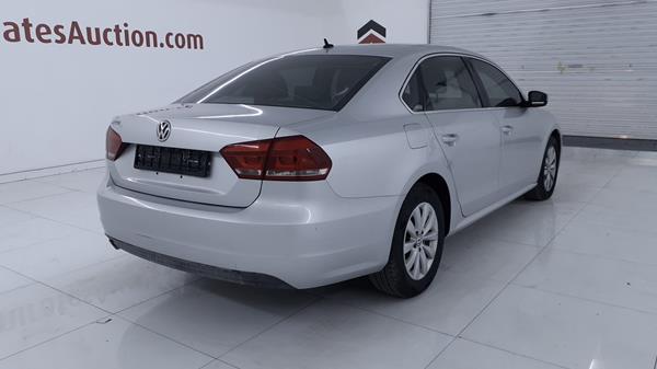 Photo 8 VIN: WVWBR7235FC001443 - VOLKSWAGEN PASSAT 