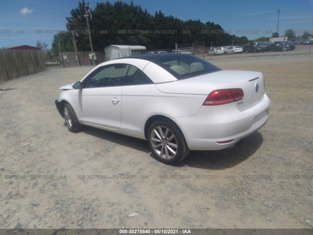 Photo 2 VIN: WVWBW7AH0CV015206 - VOLKSWAGEN EOS 