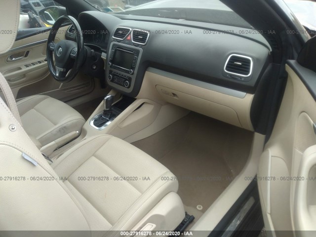 Photo 4 VIN: WVWBW7AH0CV017151 - VOLKSWAGEN EOS 