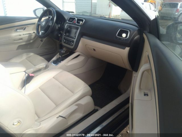 Photo 4 VIN: WVWBW7AH4BV004353 - VOLKSWAGEN EOS 