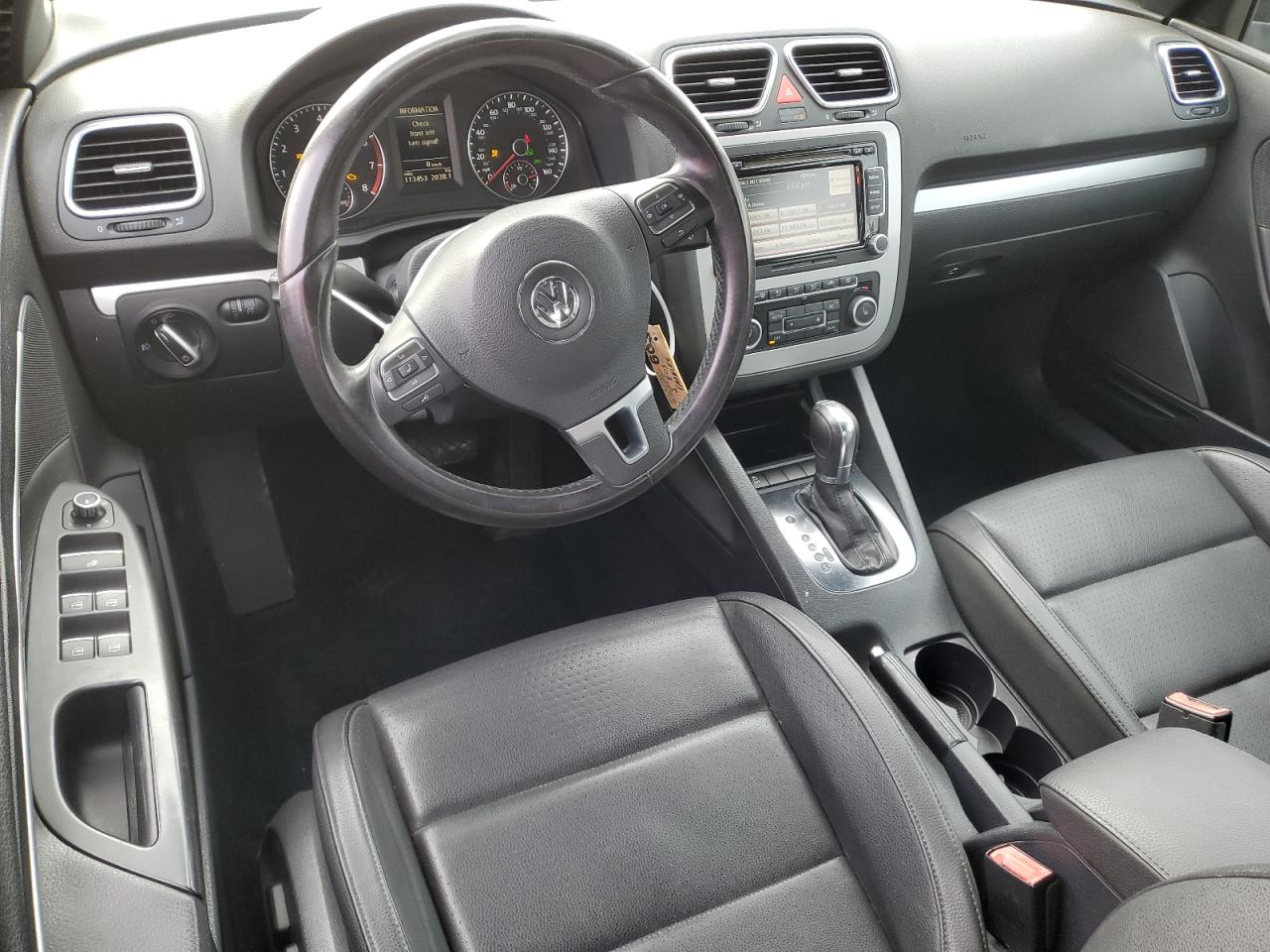 Photo 7 VIN: WVWBW7AH5CV021762 - VOLKSWAGEN EOS 