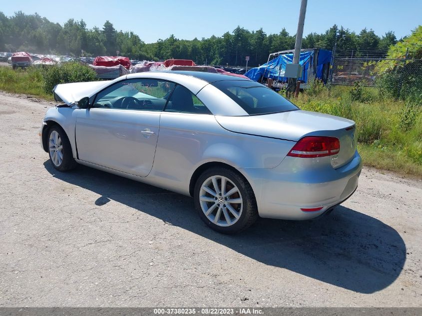 Photo 2 VIN: WVWBW7AH8CV000324 - VOLKSWAGEN EOS 