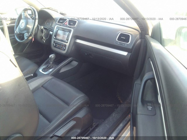 Photo 4 VIN: WVWBW7AHXCV001586 - VOLKSWAGEN EOS 