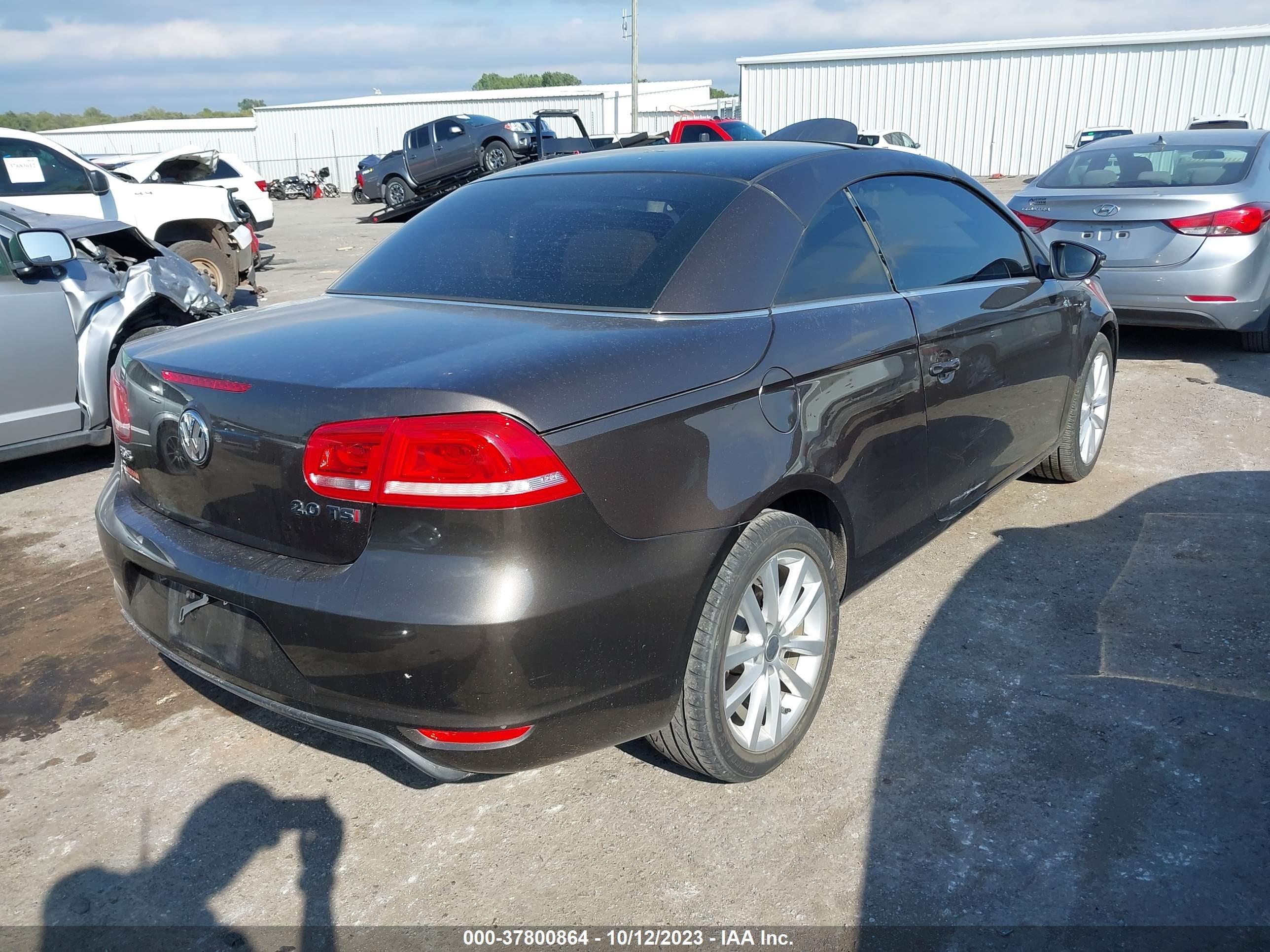 Photo 3 VIN: WVWBW8AH2FV004038 - VOLKSWAGEN EOS 