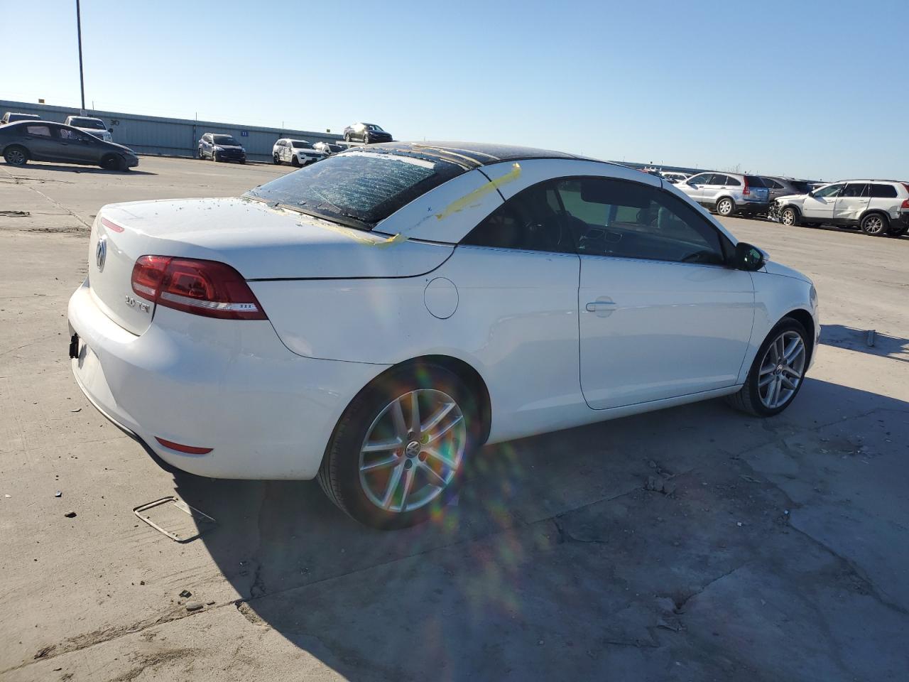 Photo 2 VIN: WVWBW8AHXDV004348 - VOLKSWAGEN EOS 