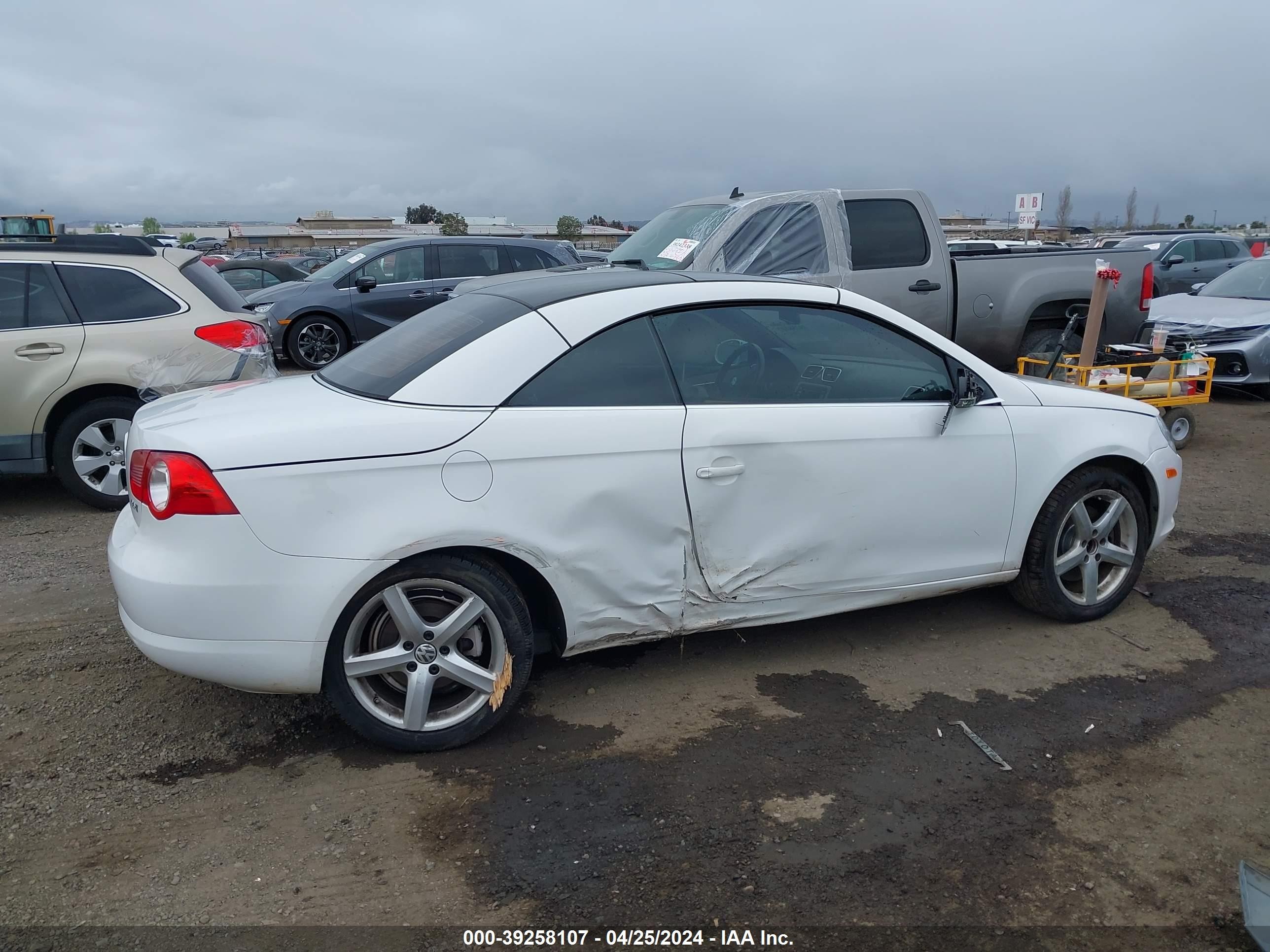 Photo 12 VIN: WVWCA71F87V038238 - VOLKSWAGEN EOS 