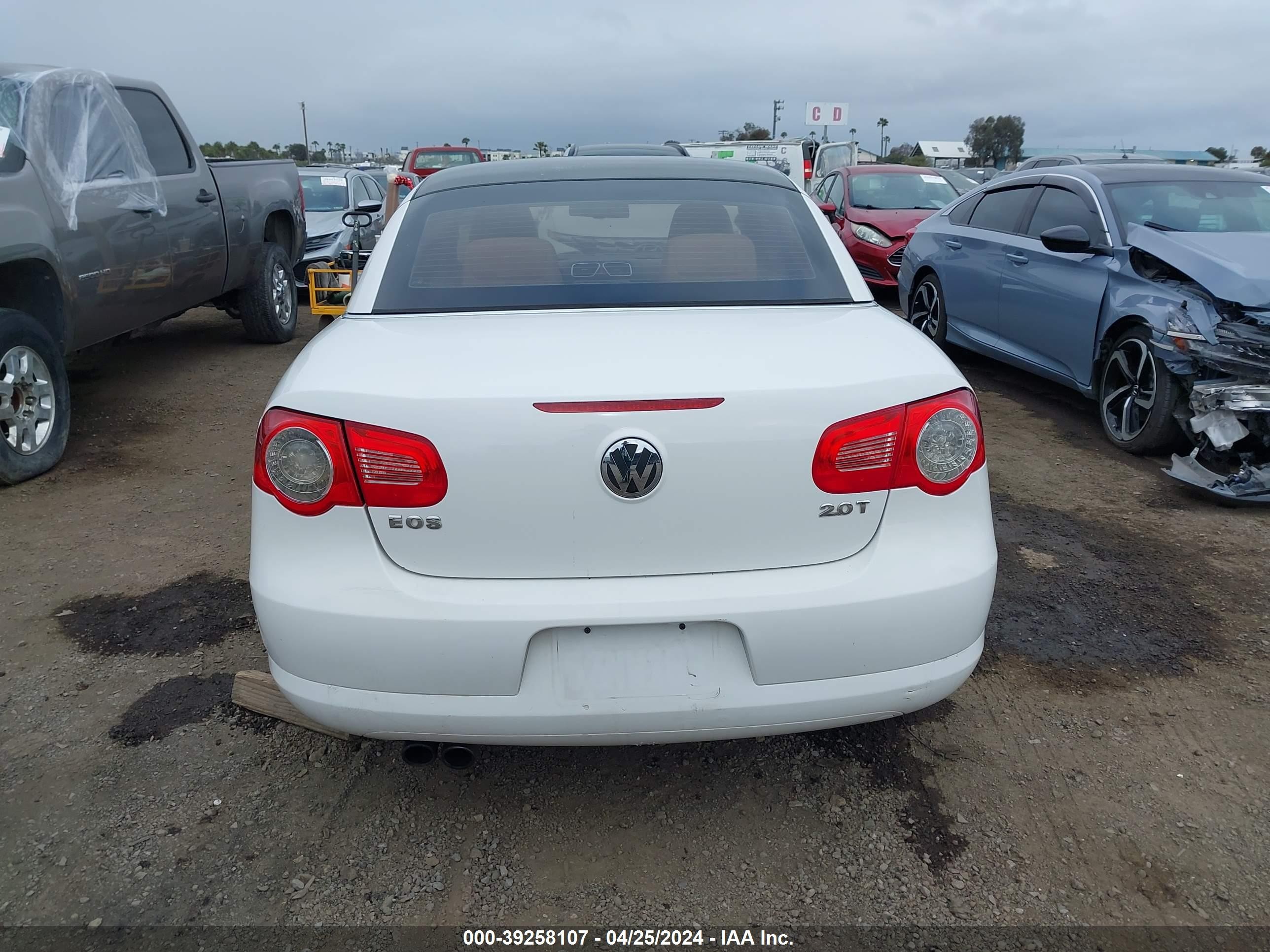 Photo 15 VIN: WVWCA71F87V038238 - VOLKSWAGEN EOS 